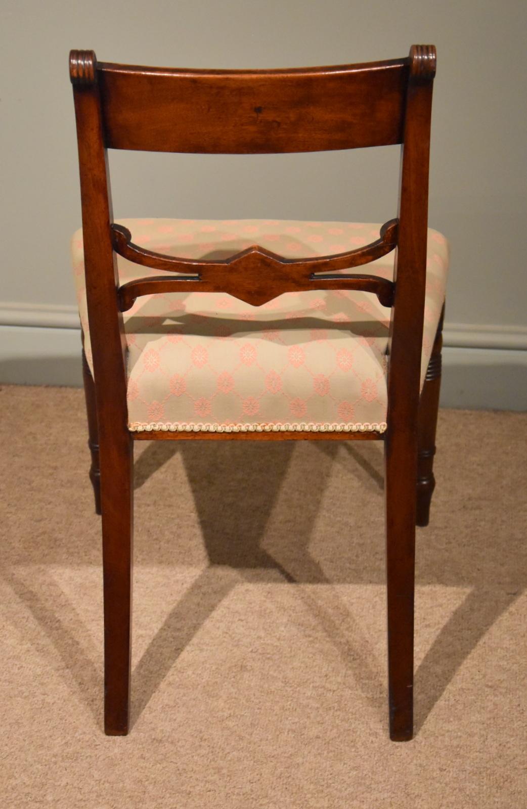 Mahogany Good Set of Six Regency Brass Inlaid Dining Chairs For Sale