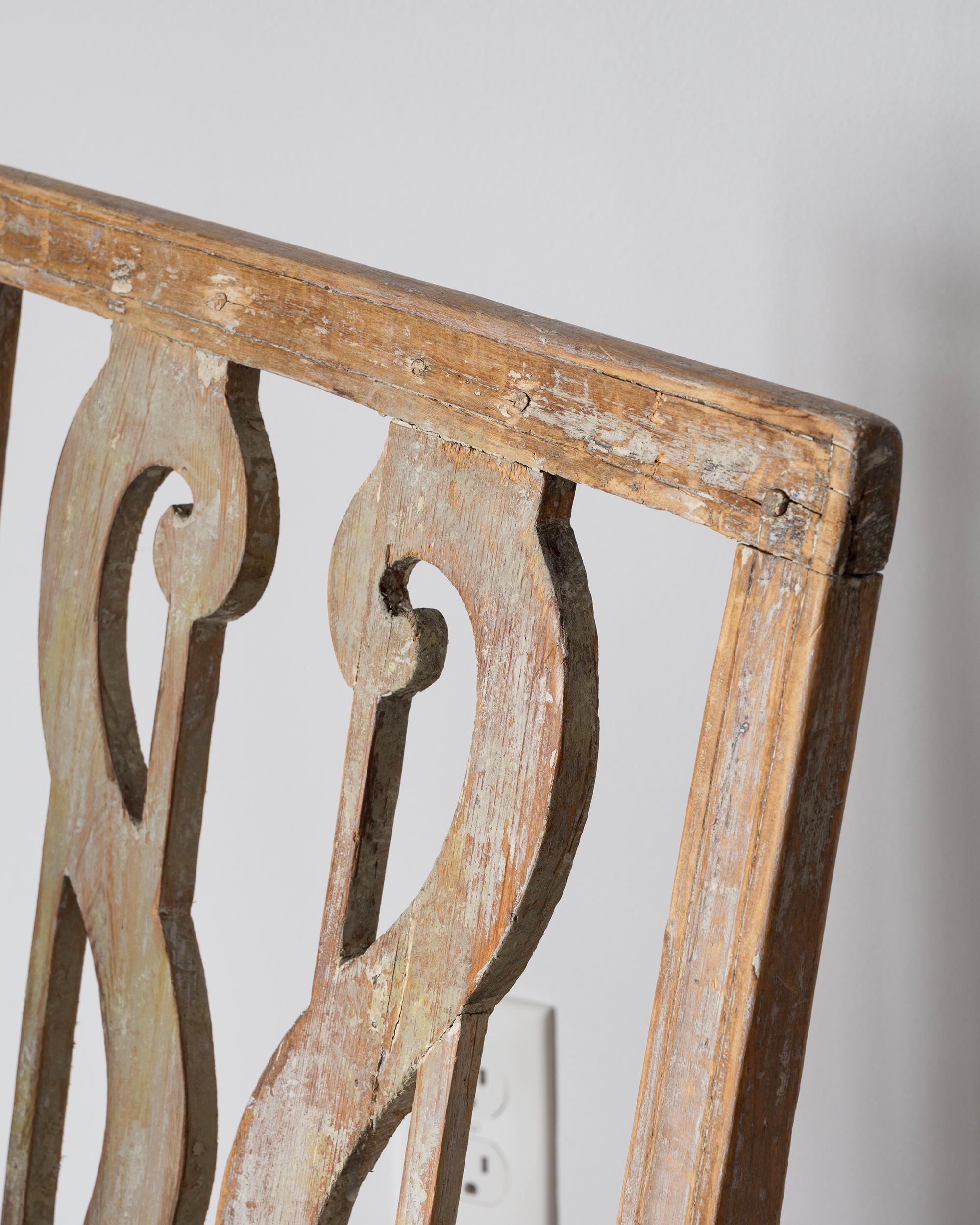 Good set of Six Swedish 19th c Provincial Gustavian Chairs In Good Condition For Sale In Mjöhult, SE