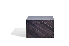 Tavolino da caffè in frassino con struttura in acciaio e piano in vetro grigio di Hinterland Design