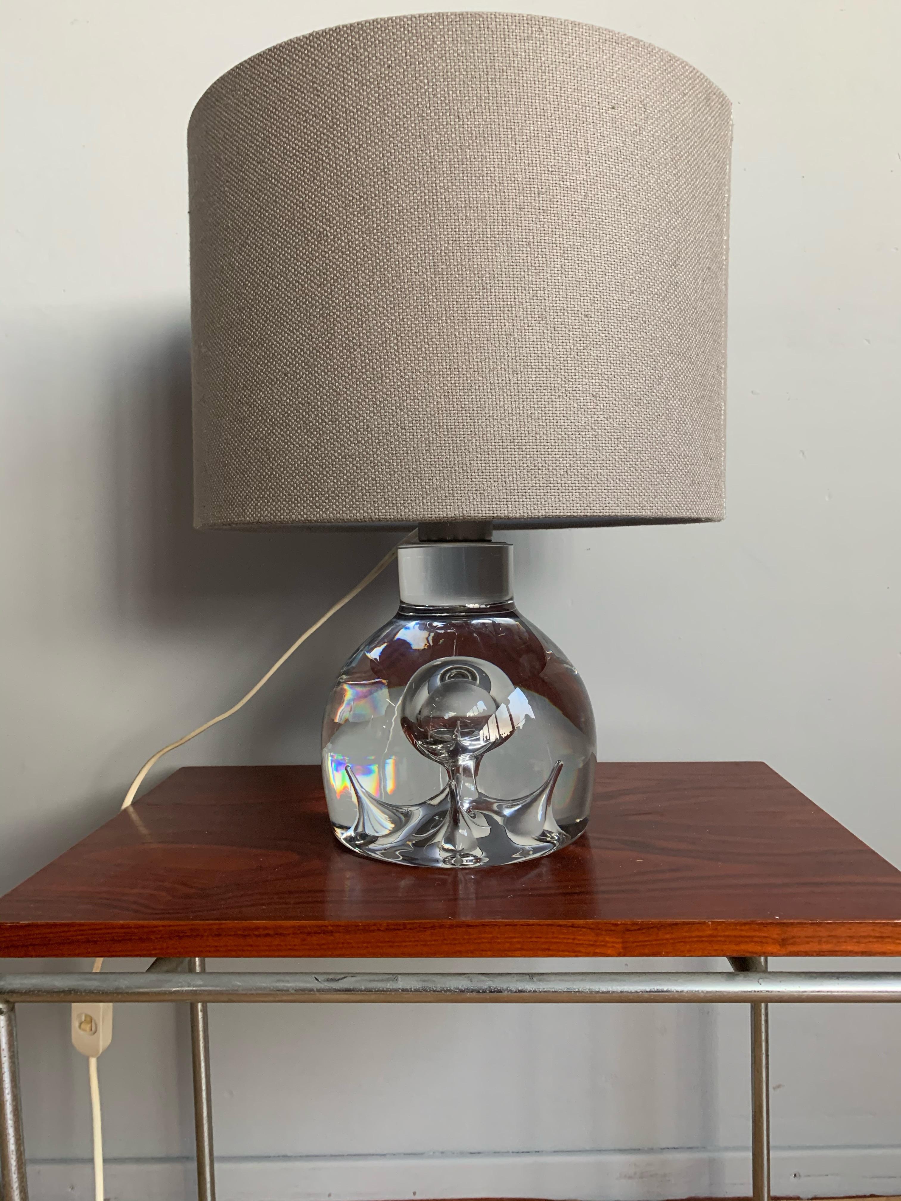 Good Size and Exceptional Design Italian Murano Glass Art Table Lamp, 1980s For Sale 6