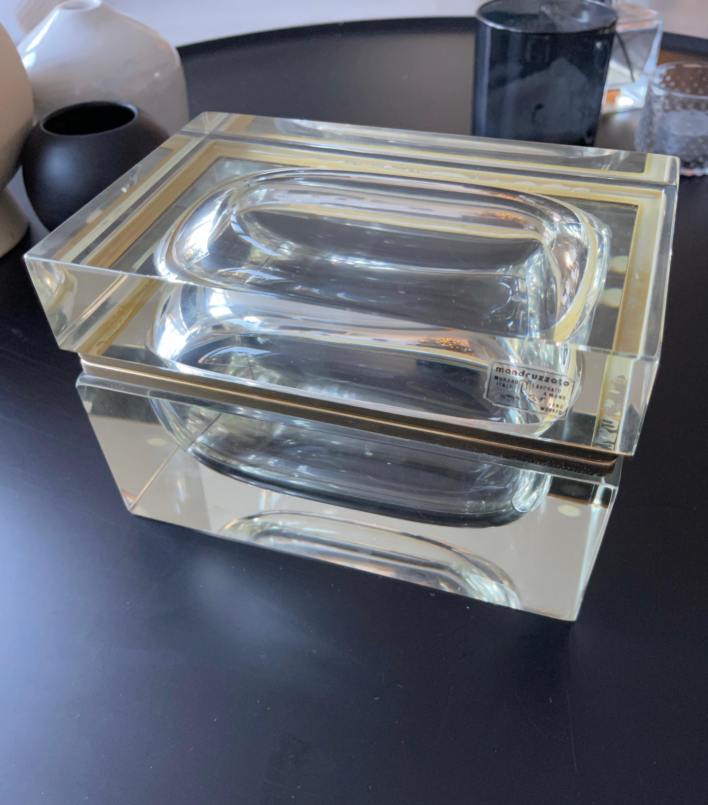 Good Size and Exceptional Murano Clear Glass Art Box Designed by Mandruzzato 6