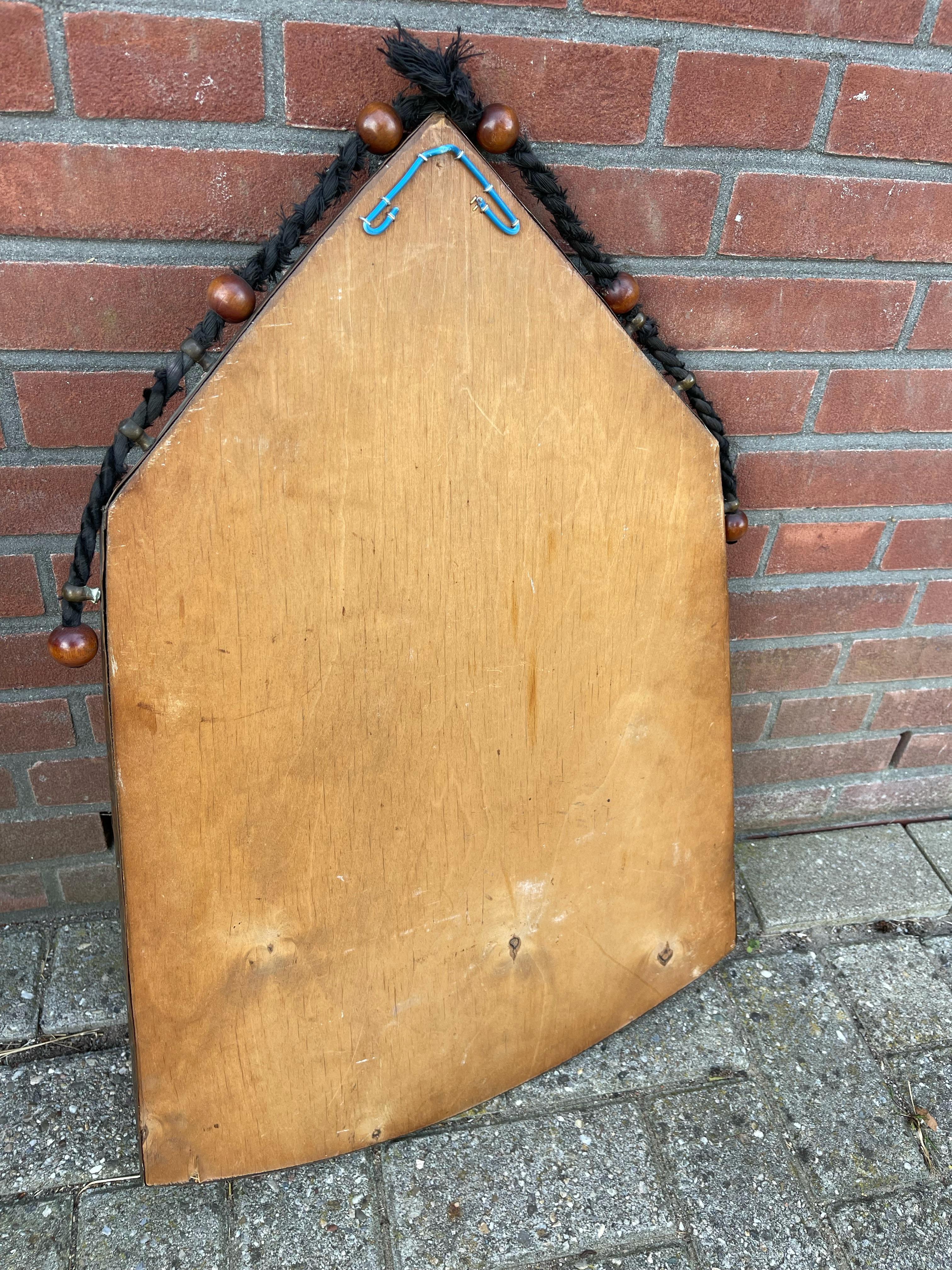 Good Size, Dutch Design Arts & Crafts Hand Hammered Copper Wall Mirror, 1910s For Sale 8