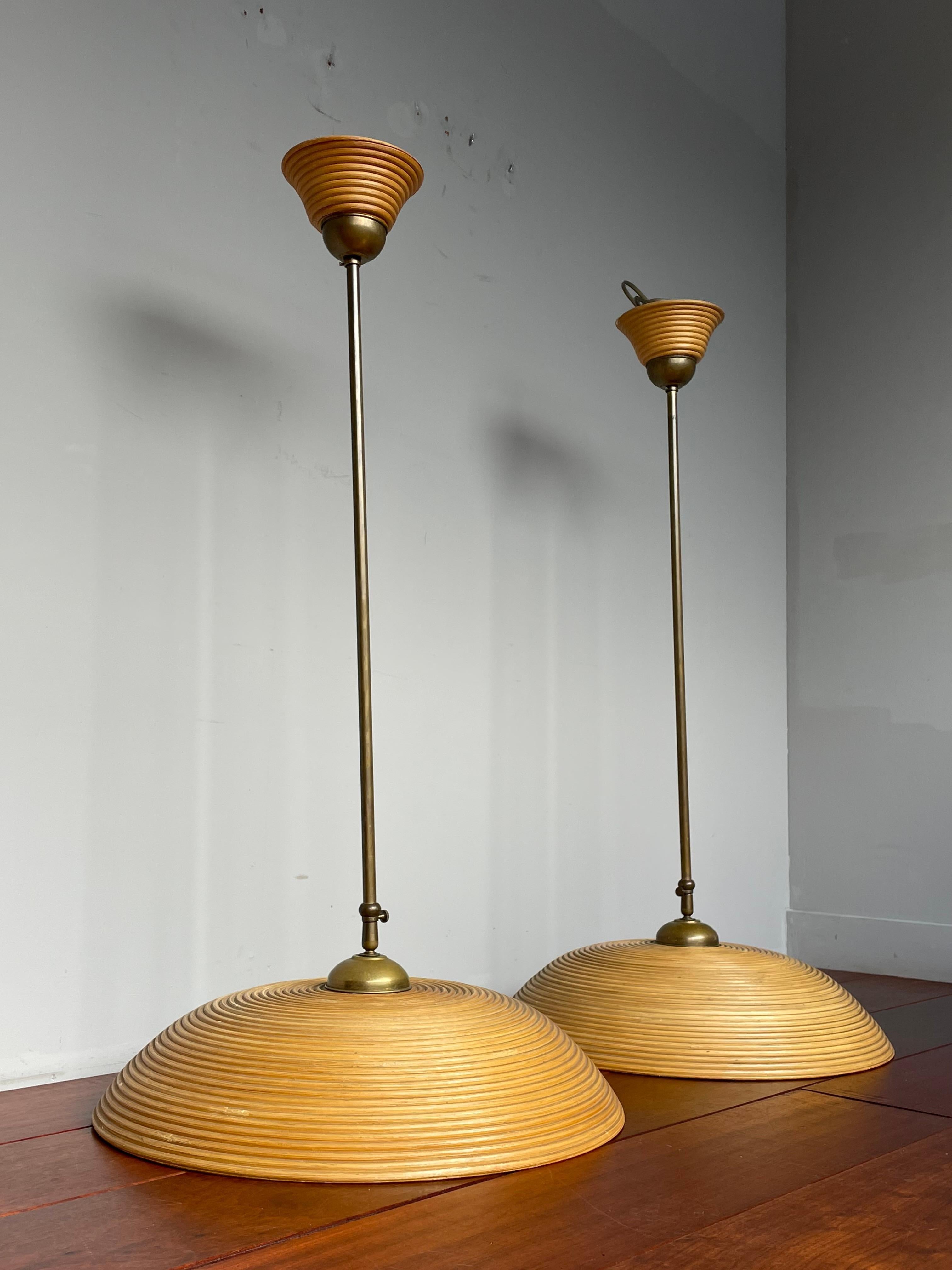 Good Size Pair of Hand Crafted Mid-Century Modern Rattan and Brass Pendant Lamps For Sale 7