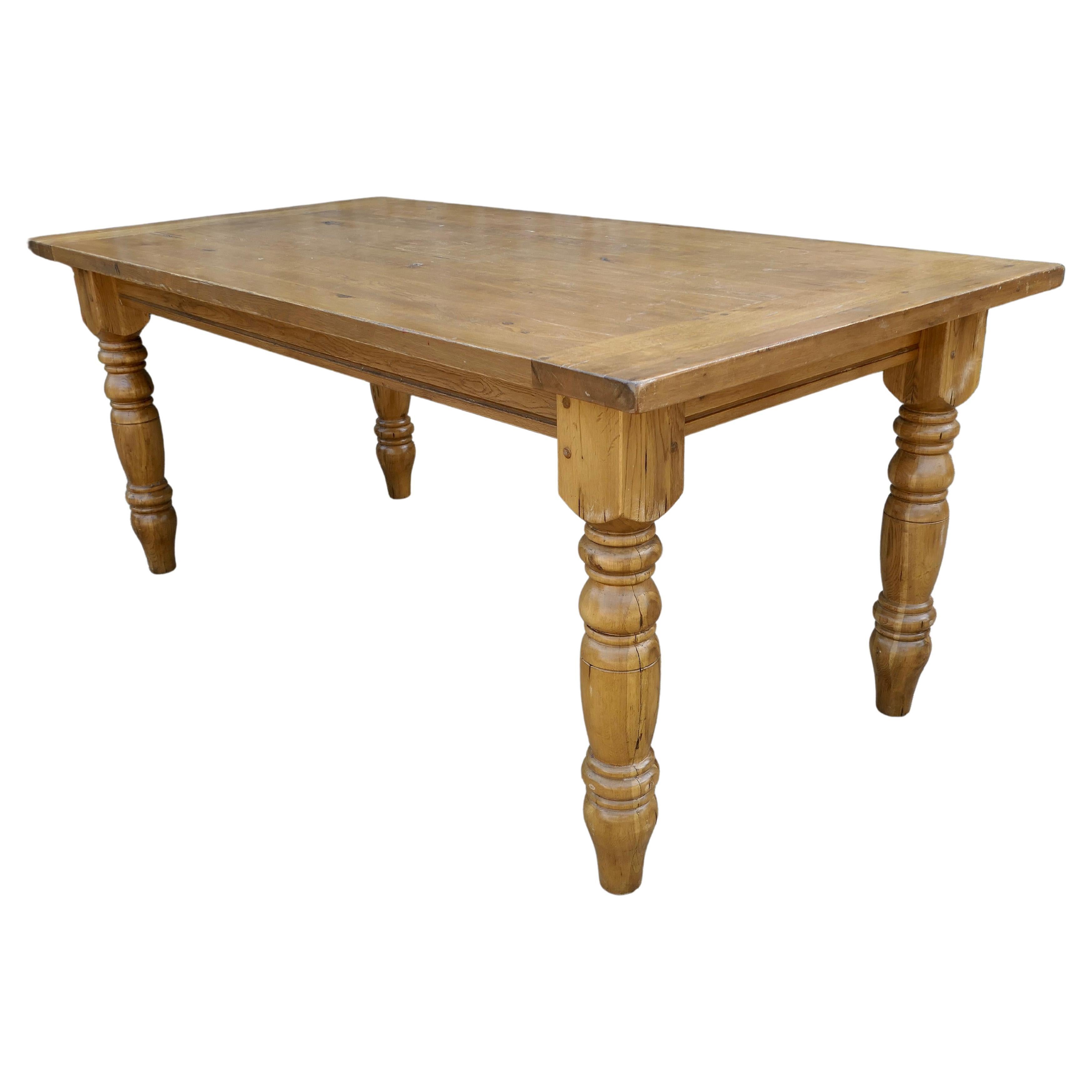 Good Size Rustic Farmhouse Table in Oak  The table is 6ft Long it will seat 4   For Sale