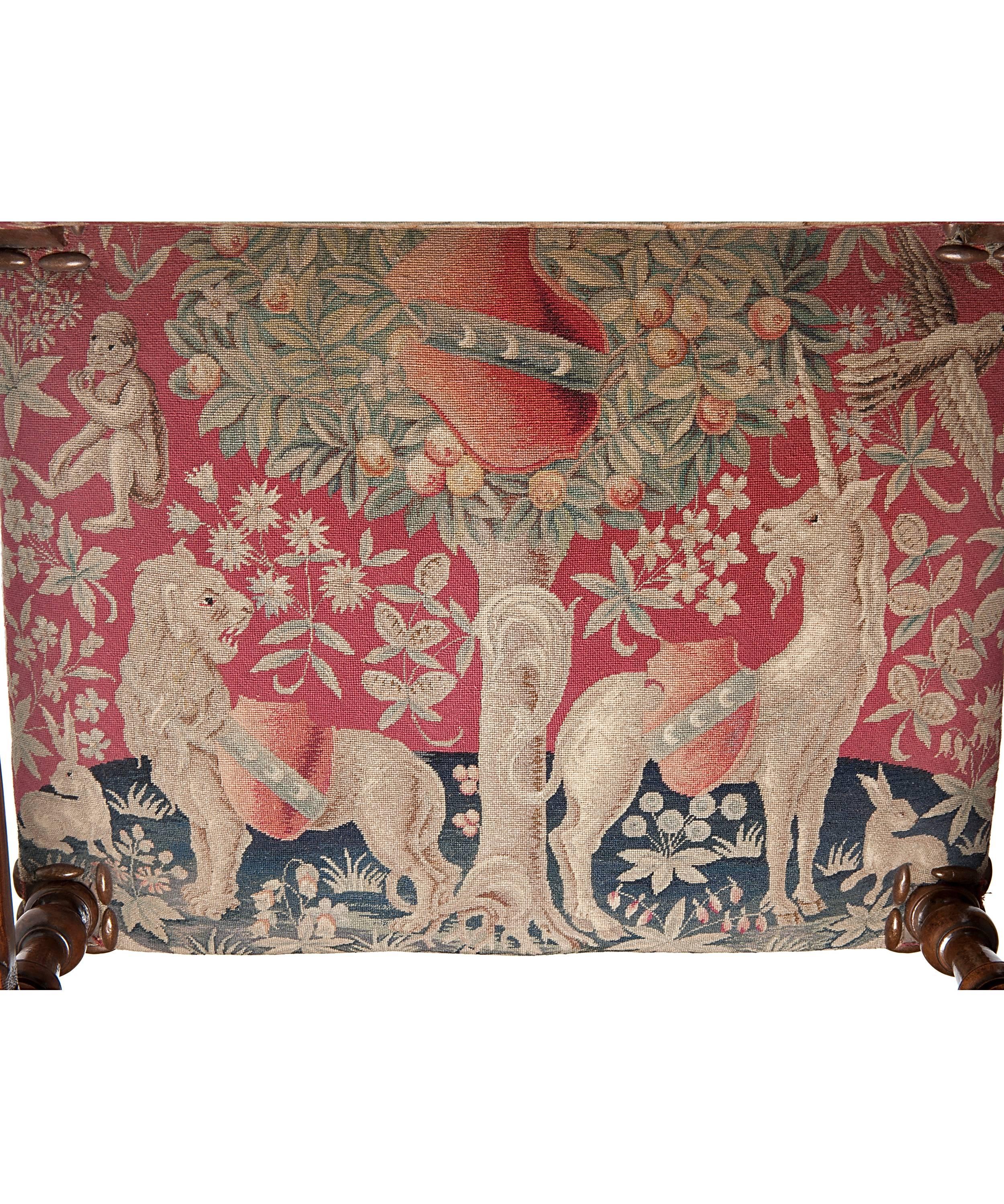 Good Tapestry Upholstered Walnut Louis XIV Armchair In Good Condition For Sale In Amsterdam, NL