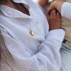 Good Vibes Locket Moonstone 18K Solid Gold