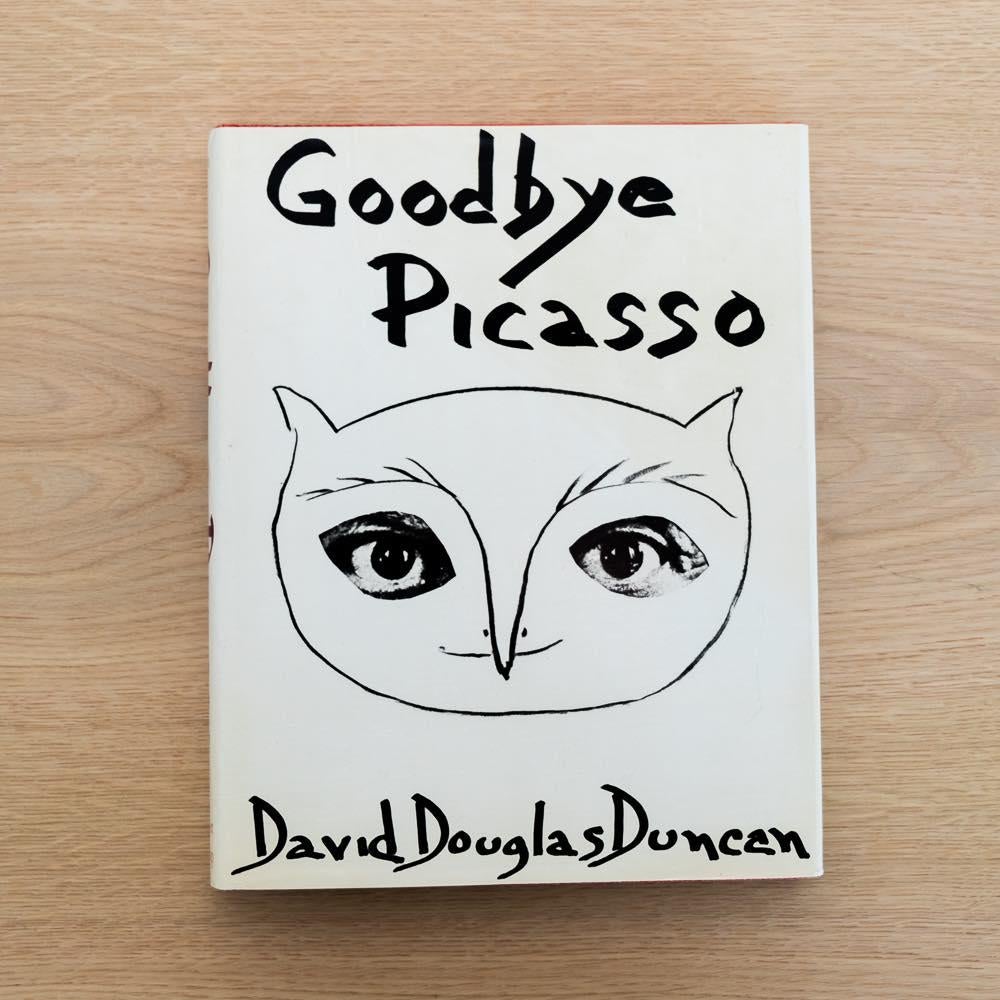Vintage Picasso book by David Douglas Duncan, 1974, printed in Switzerland. Beautiful cover and a staple coffee table book to have in your collection. 

The award-winning photojournalist and close friend of the late Picasso, David Douglas Duncan