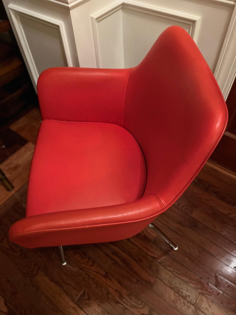 GoodForm Bucket Chair For Sale at 1stDibs