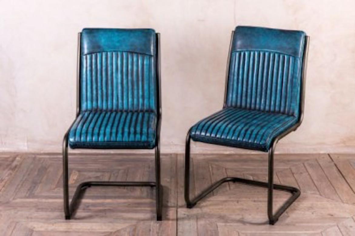 Goodwood Retro Style Dining Room Chairs, 20th Century In Excellent Condition For Sale In London, GB