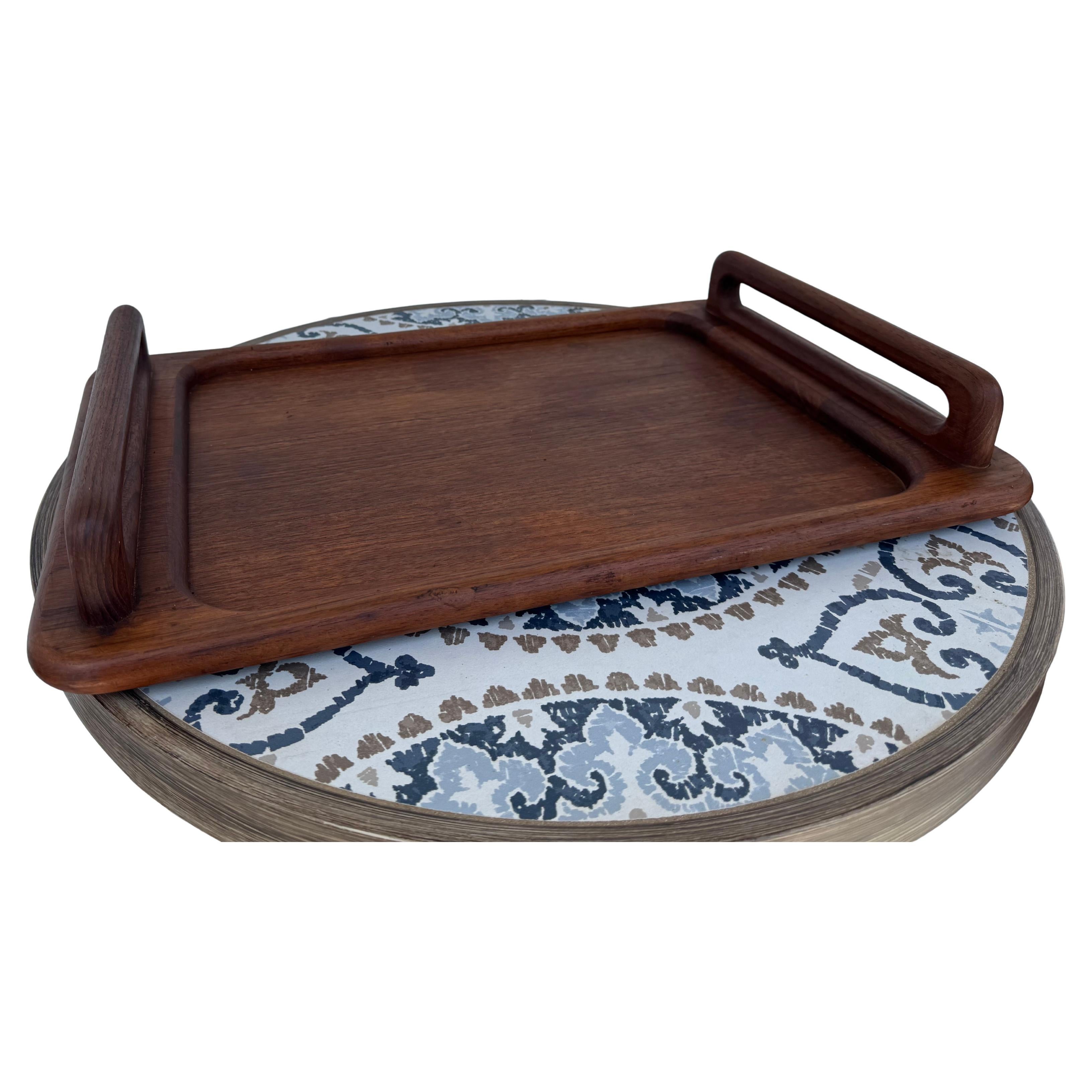 Goodwood Serviertablett aus Teakholz im Angebot