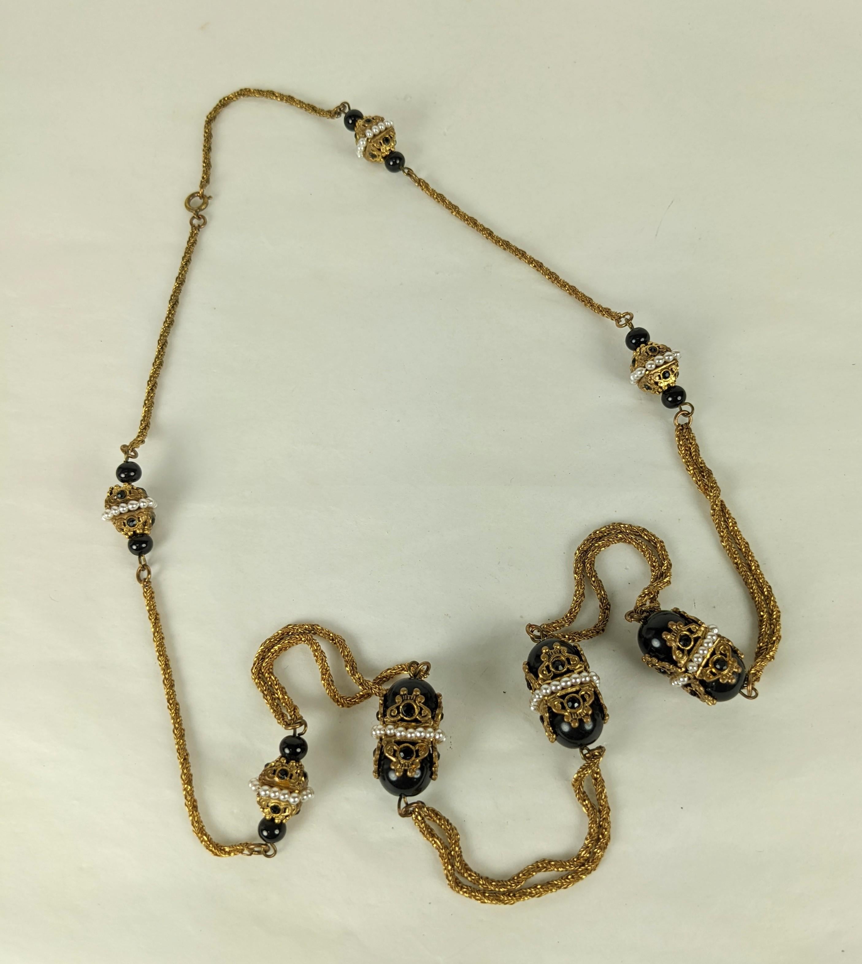 Goossens für Chanel Byzantinische Jet- und Kunstperlen-Sautoir-Halskette im Angebot 1