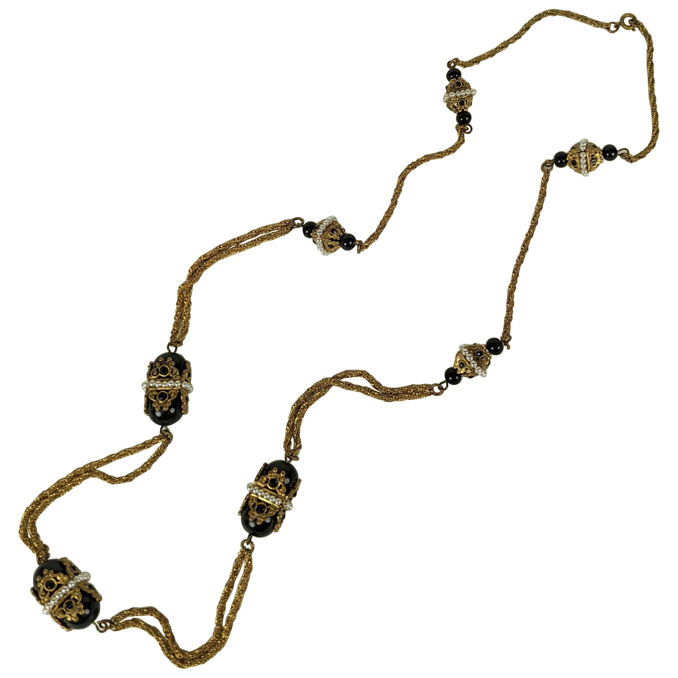 Goossens for Chanel Collar Sautoir bizantino de azabache y perlas de imitación