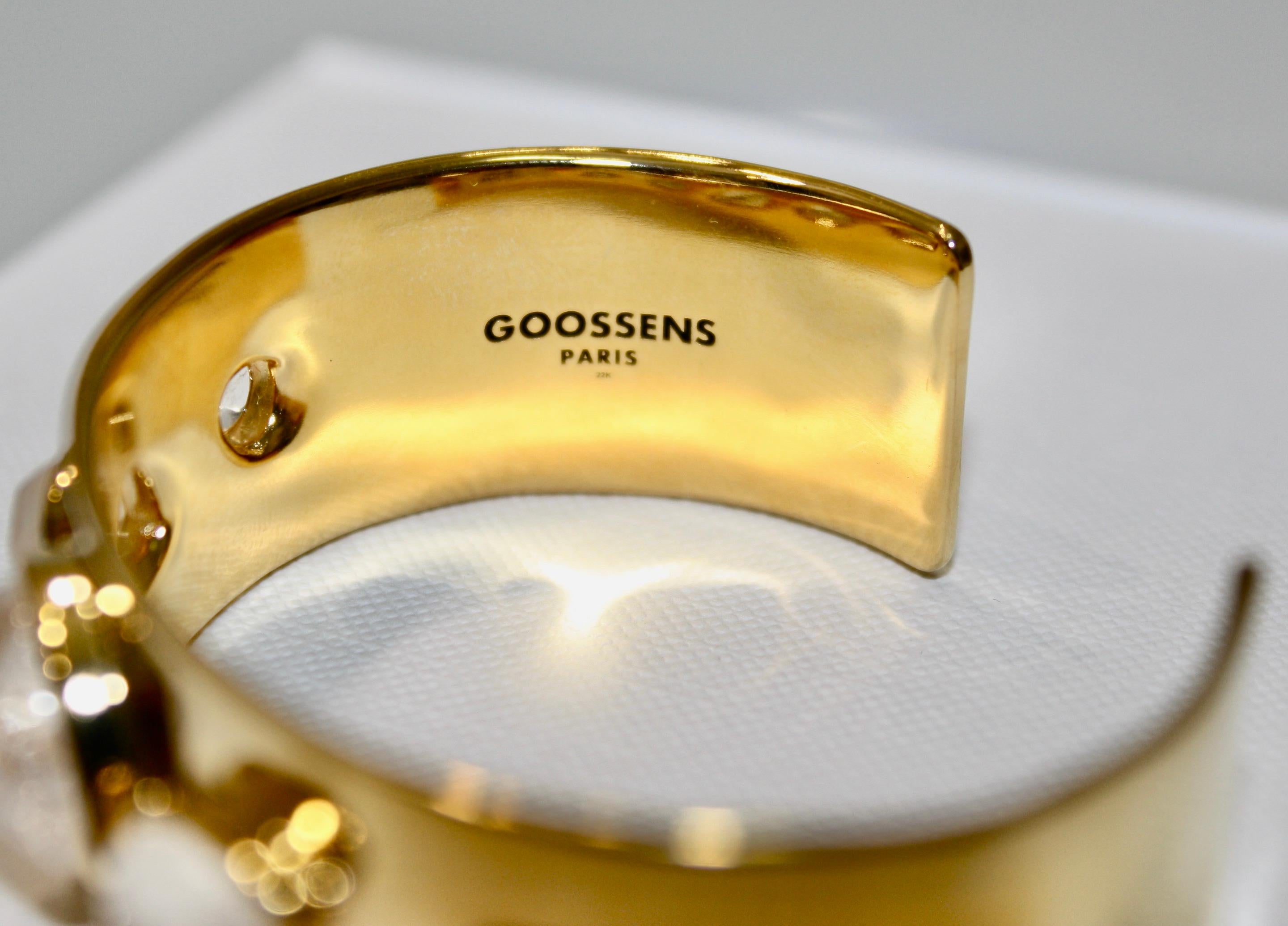 Moderno Goossens Paris 5 Cabochons Rock Crystal Cuff in vendita