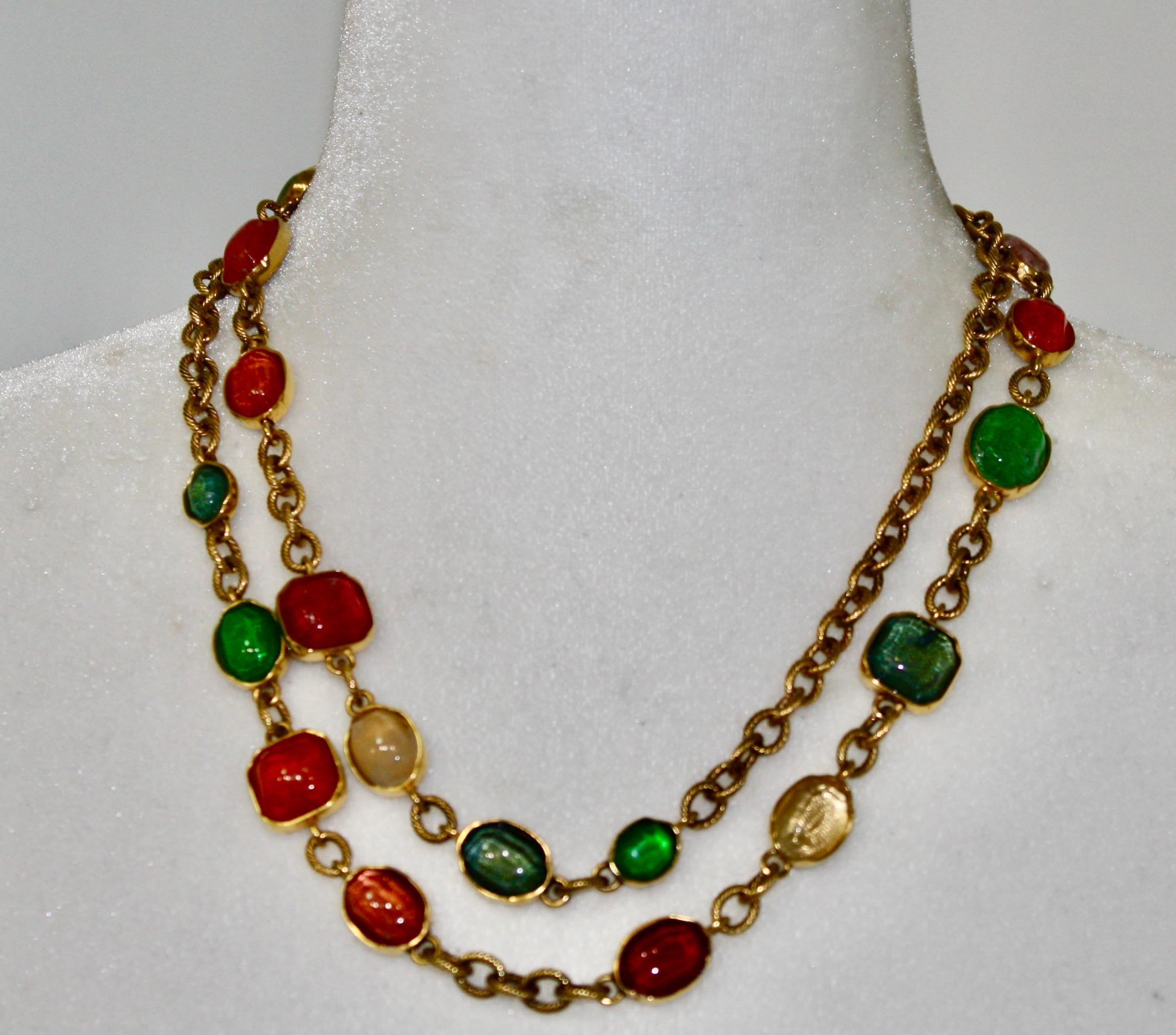 Goossens Paris Triple Cabochons Clip Earrings In New Condition For Sale In Virginia Beach, VA