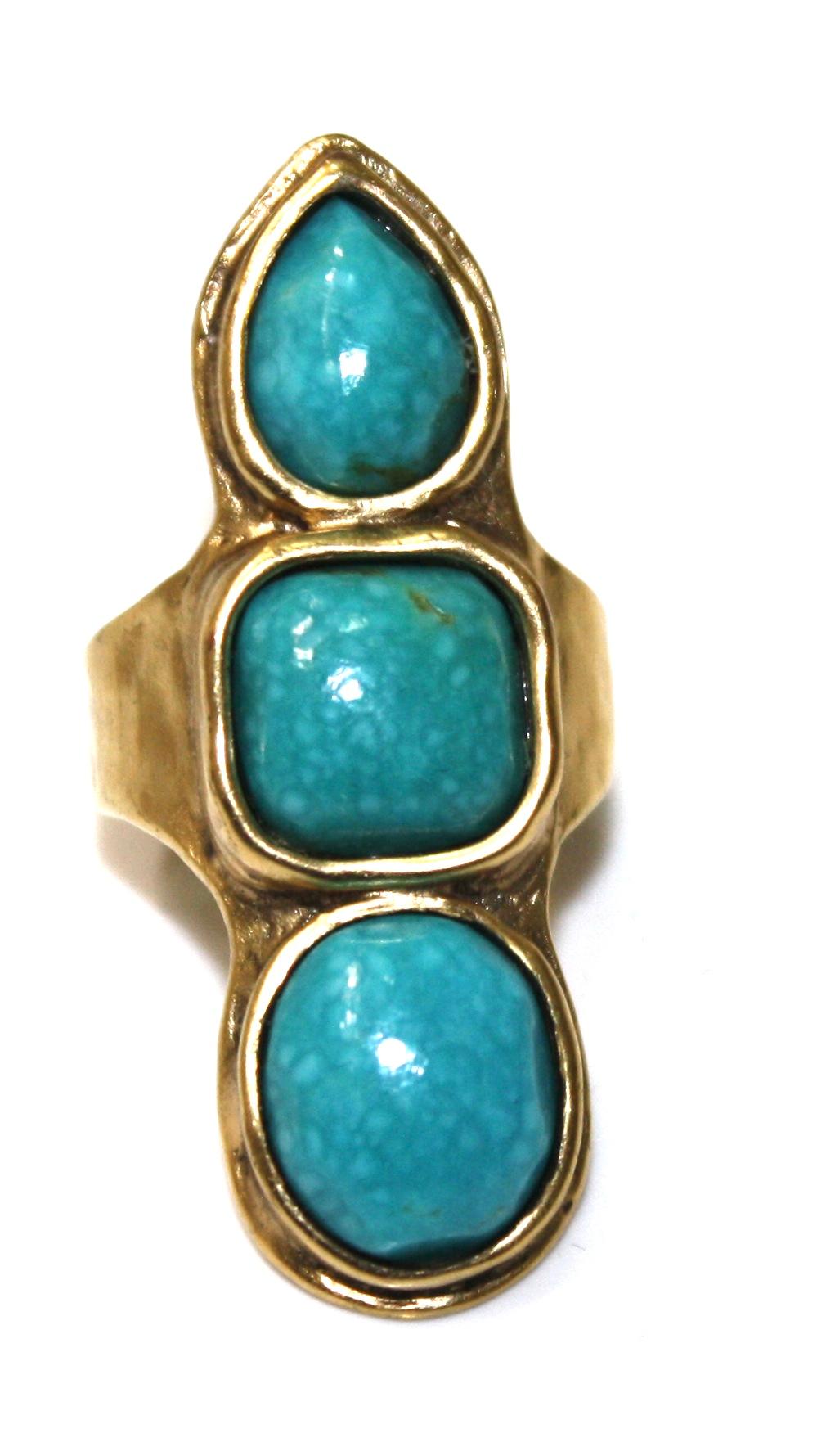 3 turquoise Cabochons set on 24Kt gilded bronze. Ring is a size 6 or 53 in France