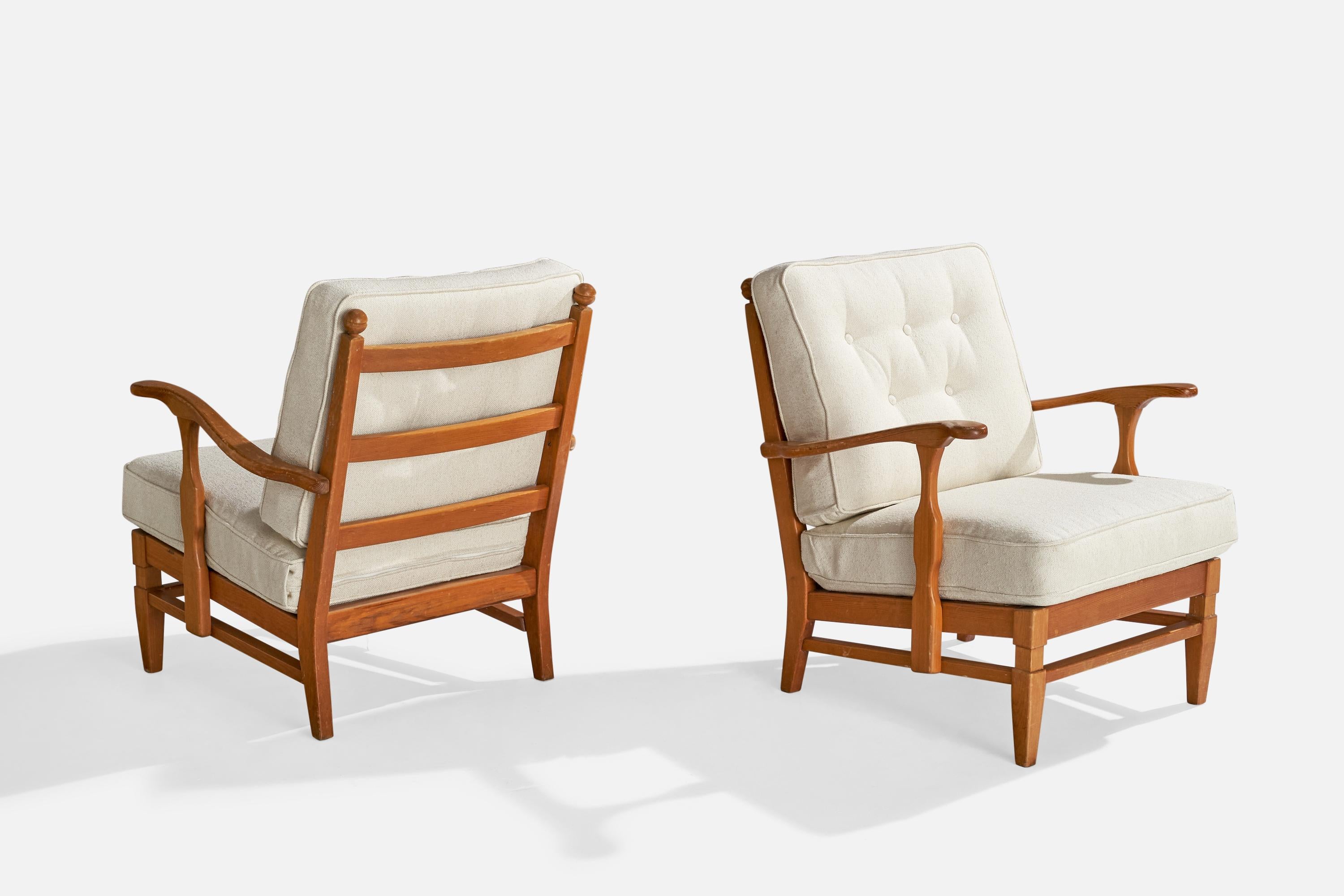 Scandinavian Modern Göperts Möbler, Lounge chairs, Pine, Fabric, Sweden, 1940s