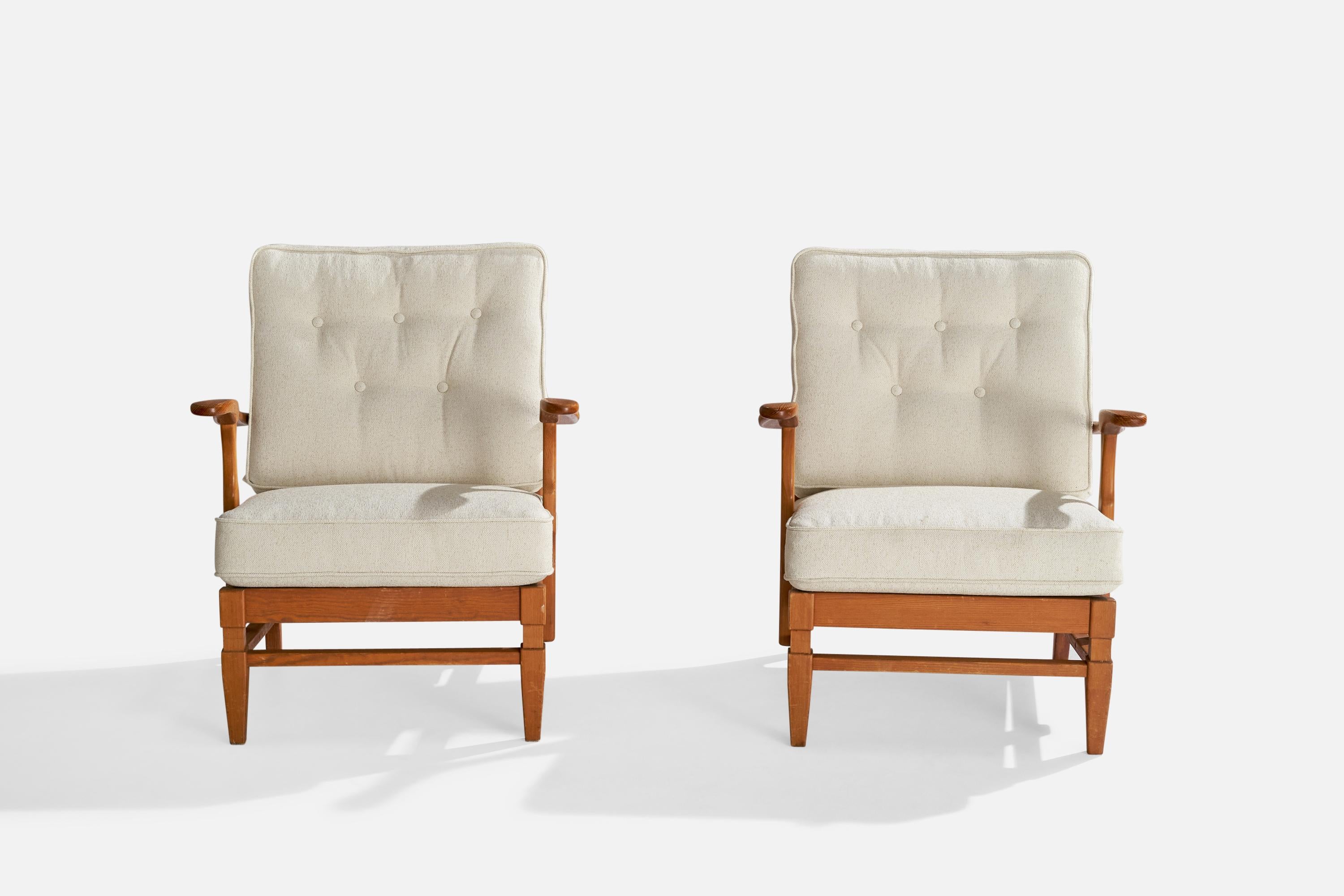 Swedish Göperts Möbler, Lounge chairs, Pine, Fabric, Sweden, 1940s