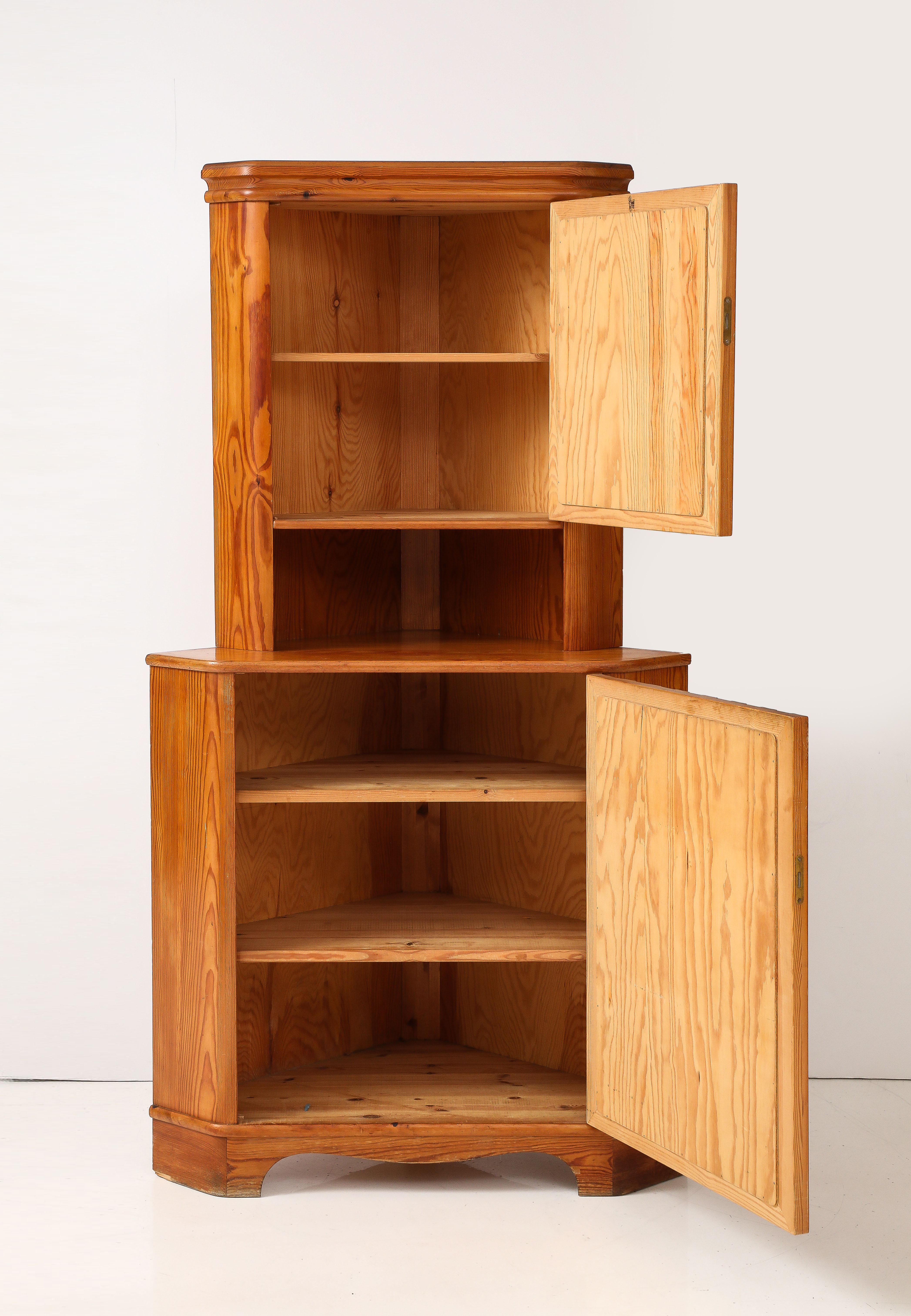 Göran Malmvall, Svensk Für, Corner Cupboard, Sweden, 1940's, stamped In Good Condition For Sale In Brooklyn, NY