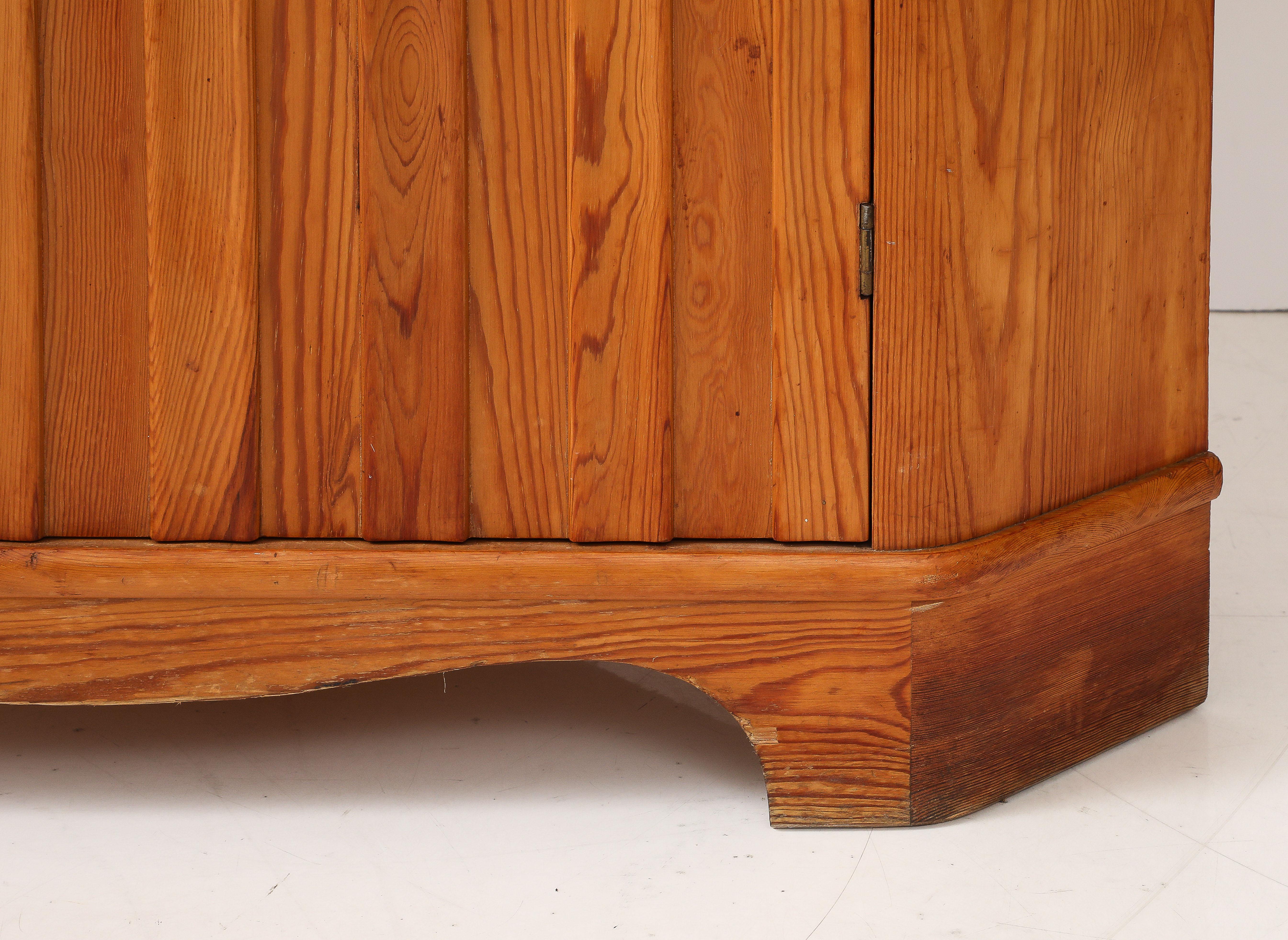 Fir Göran Malmvall, Svensk Für, Corner Cupboard, Sweden, 1940's, stamped For Sale