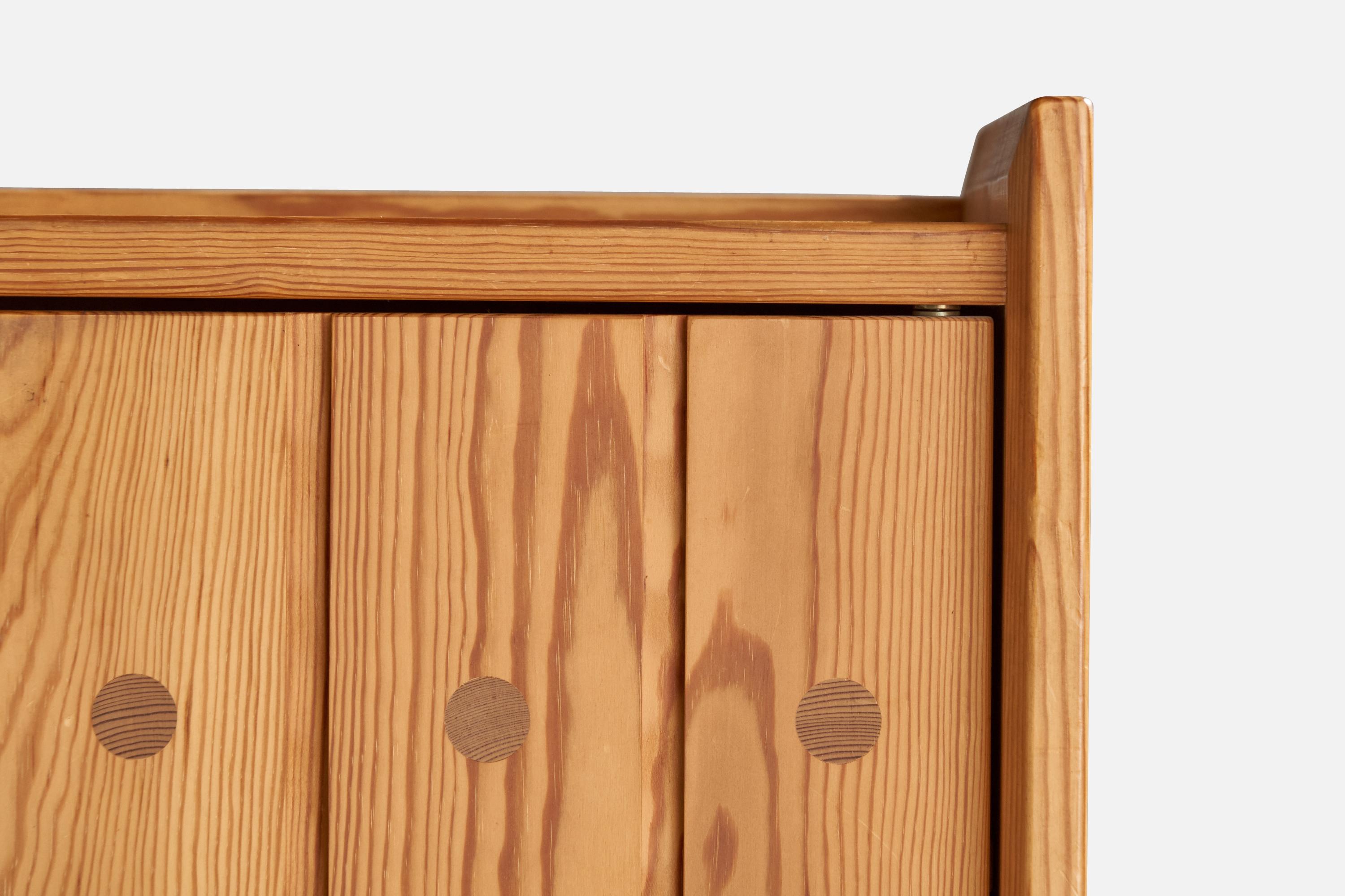 Göran Malmvall, Cabinet, Pine, Sweden, 1970s 1
