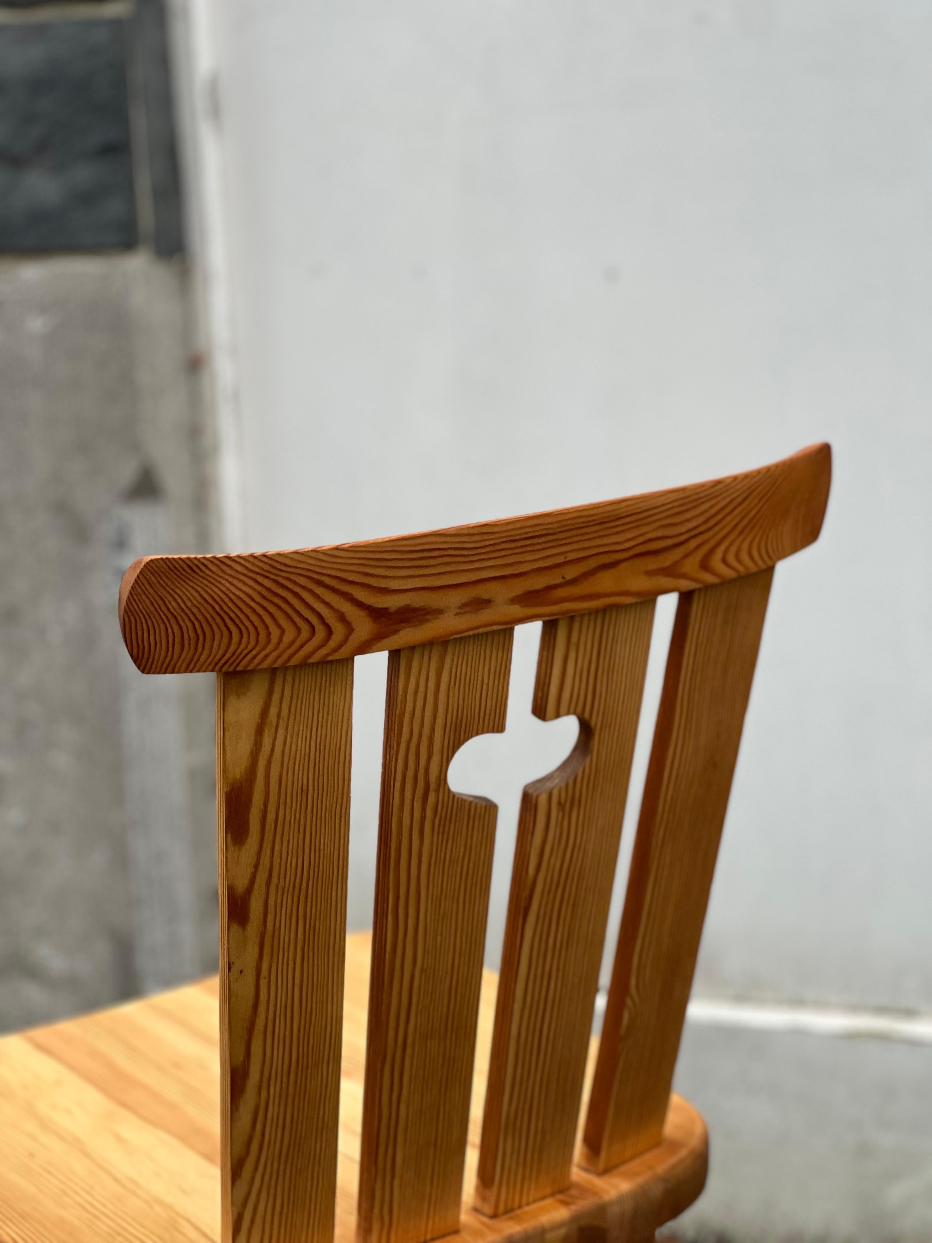 Suédois Göran Malmvall Classic chaises en pin suédois set de 7 en vente