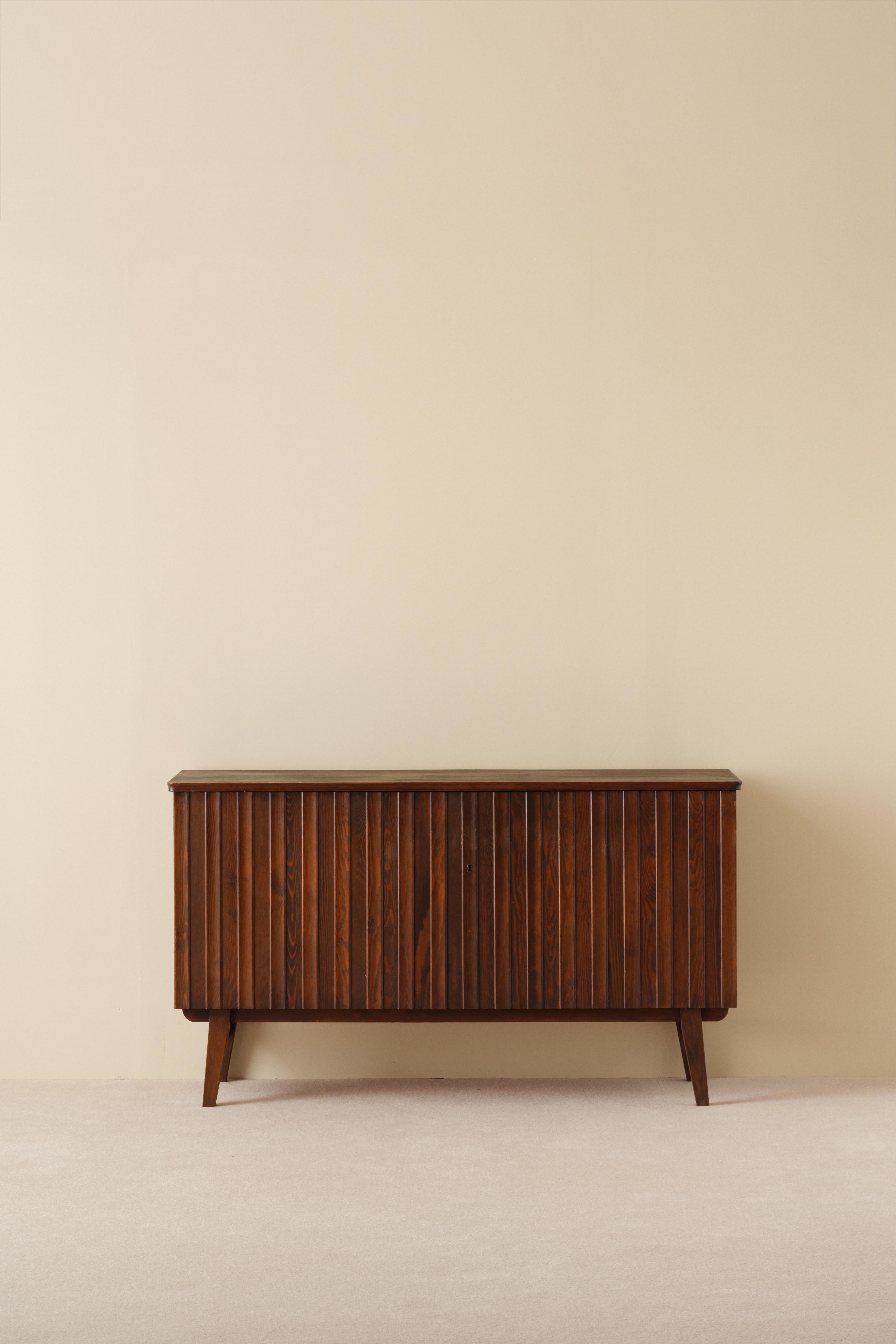 Scandinavo moderno Credenza Göran Malmvall, Svezia, anni '60 in vendita