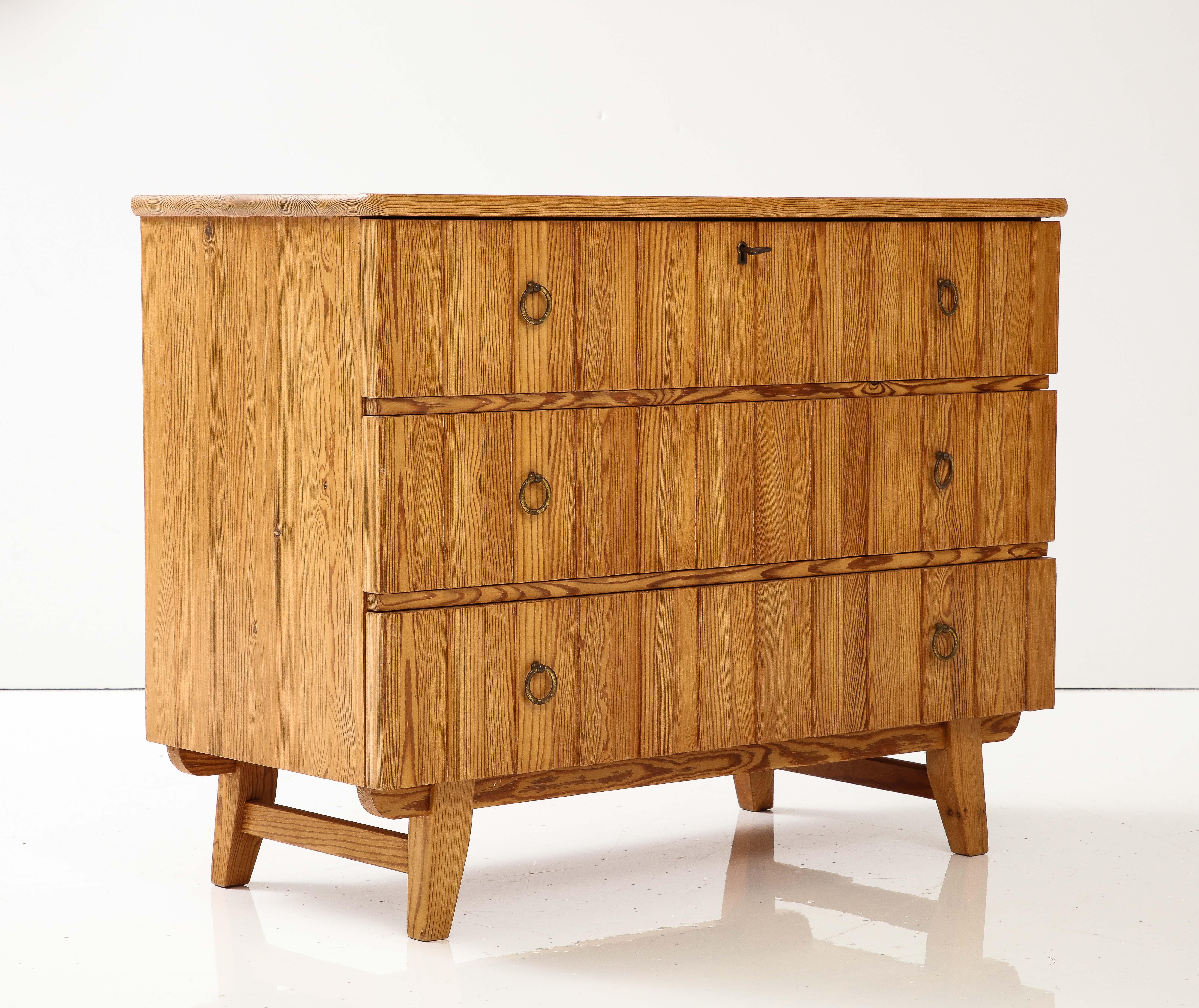 Goran Malmvall Swedish Fir Chest with Ring Handles, Sweden, 1940, signed For Sale 7