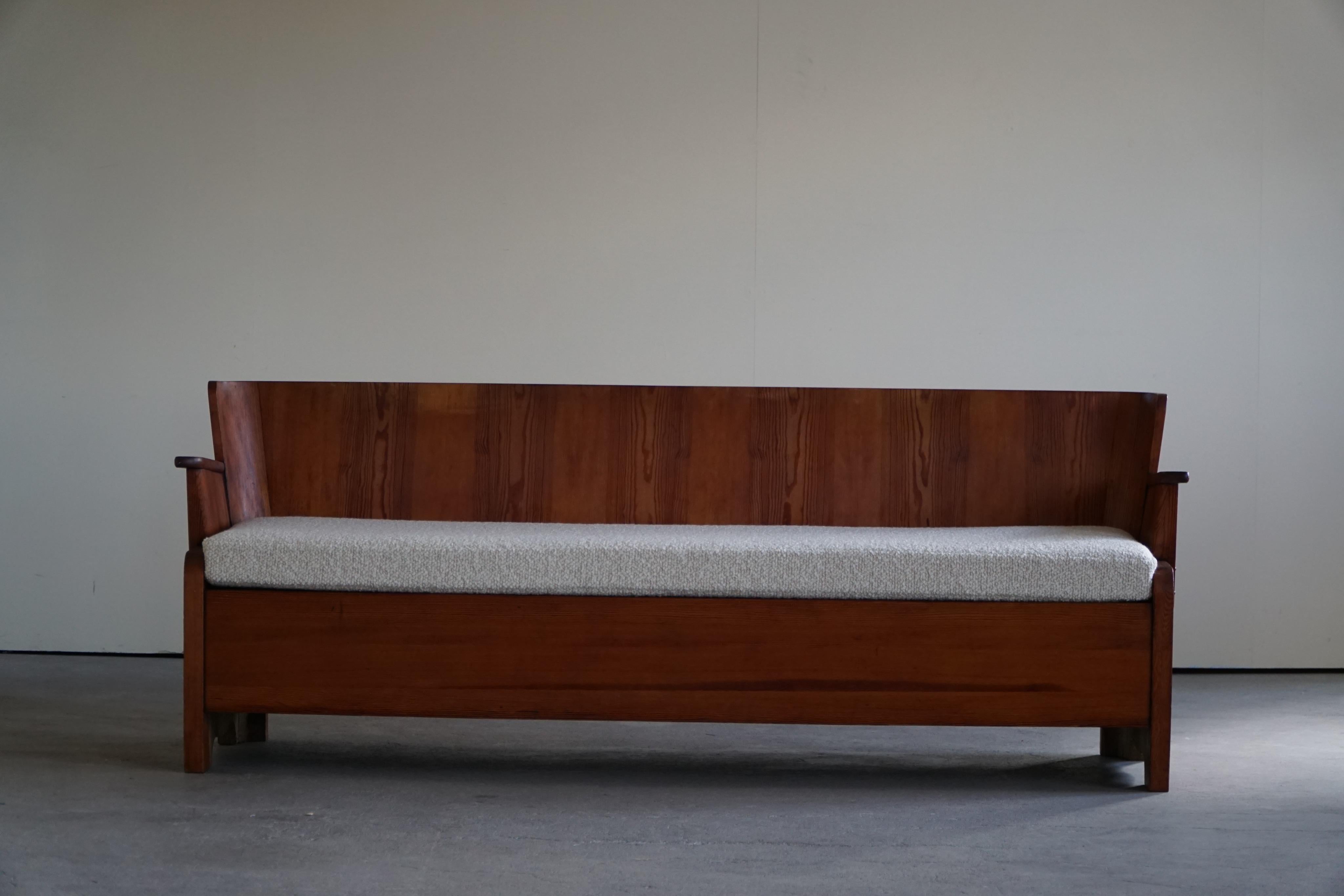 20th Century Göran Malmvall, Three Seater Sofa in Pine & Bouclé, Swedish Modern, 1940s For Sale