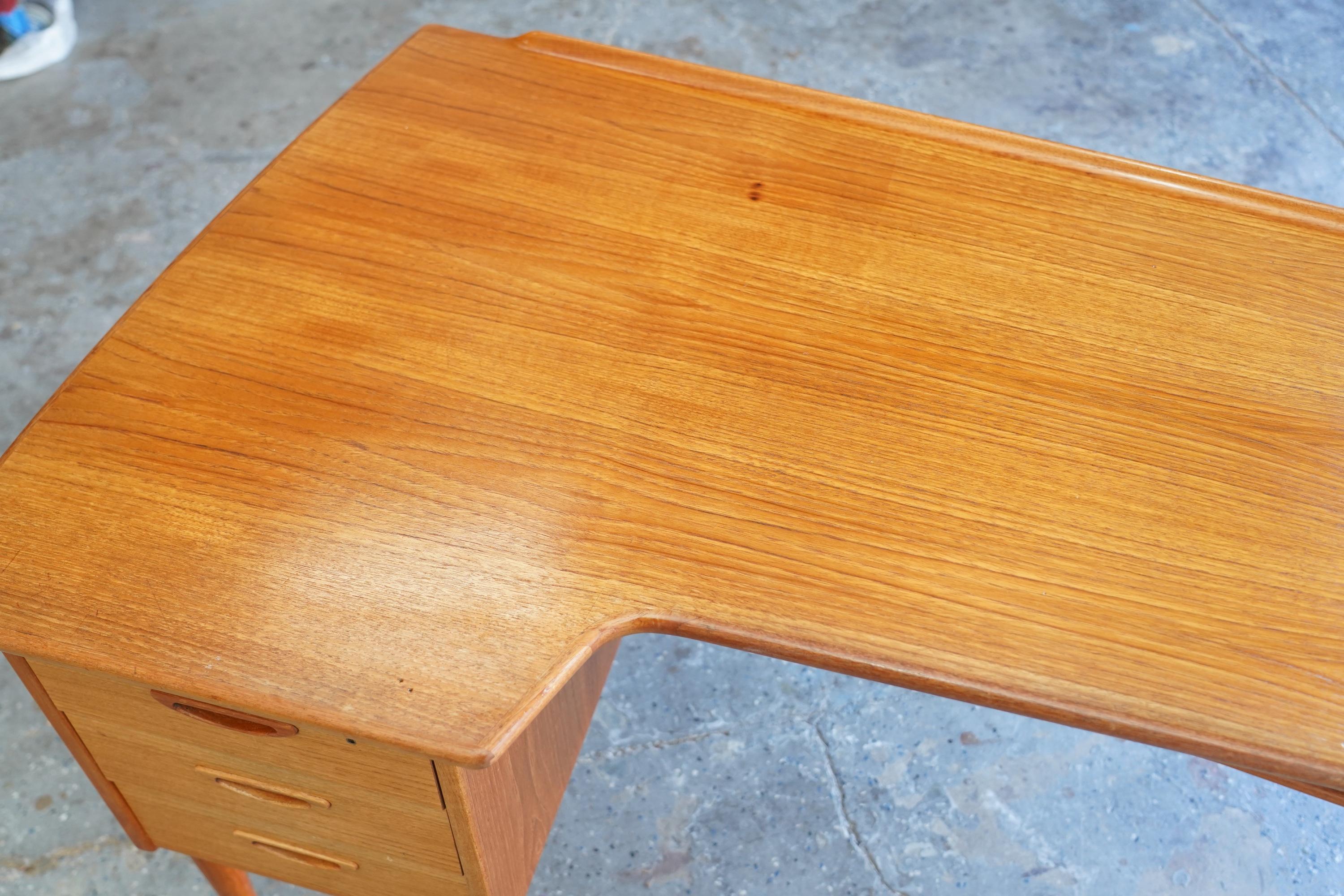 Göran Strand for Lelångs Möbelfabrik, Model A10 Danish Modern Swedish Desk For Sale 10