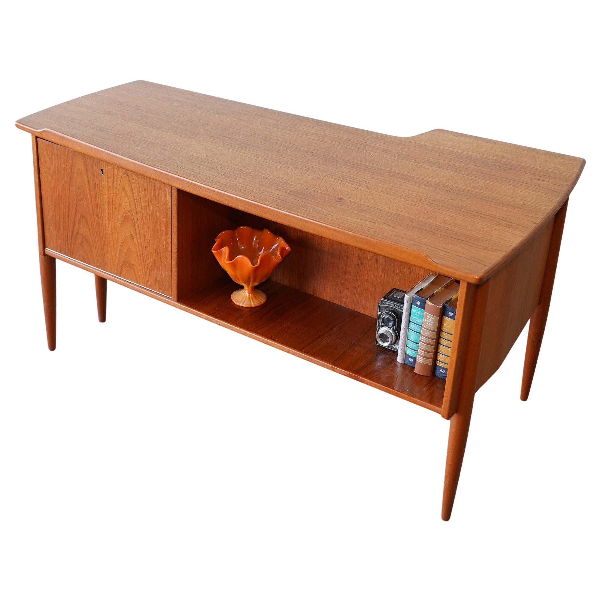 Göran Strand for Lelångs Möbelfabrik, Model A10 Danish Modern Swedish Desk