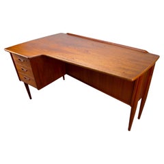 Göran Strand for Lelångs Möbelfabrik Model A10 MCM Swedish Desk