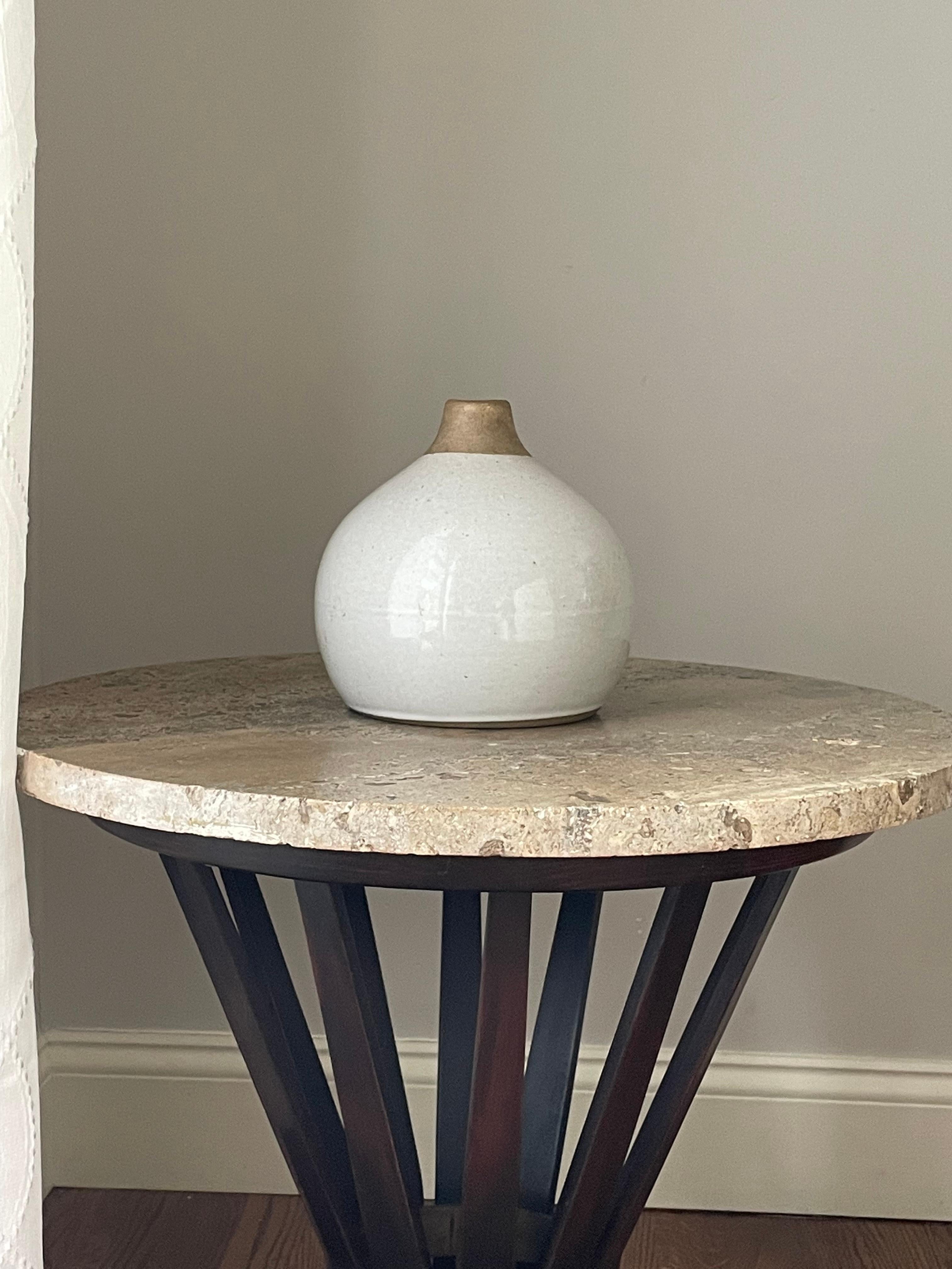 A large round vase designed by Jane and Gordon Martz for Marshall Studios. Famous for their highly desirable ceramic table lamps, offered here is a ceramic vase. Wonderful white and tan (unglazed) color palette. Very good condition, signed on
