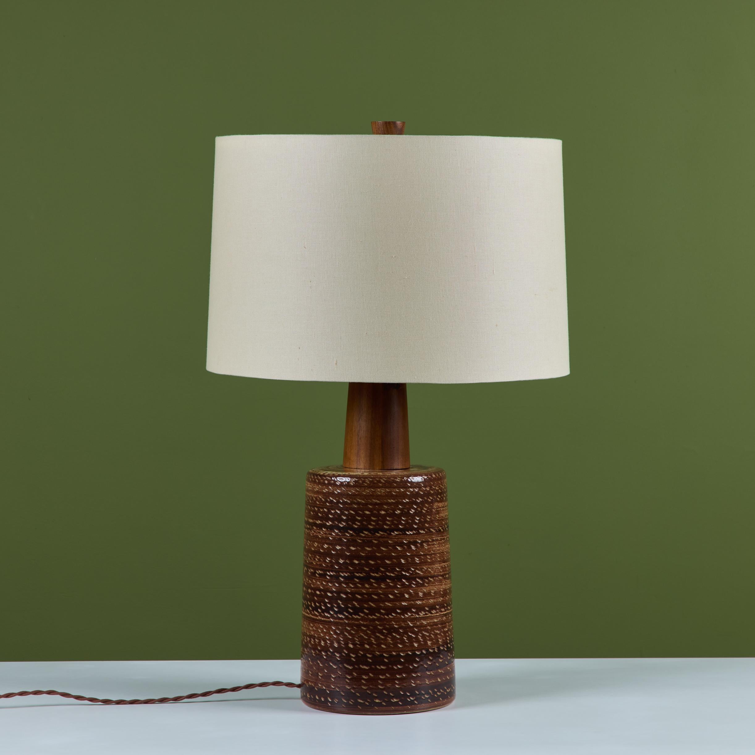 Mid-20th Century Gordon and Jane Martz Large Scale Brown Ceramic Glazed Table Lamp For Sale