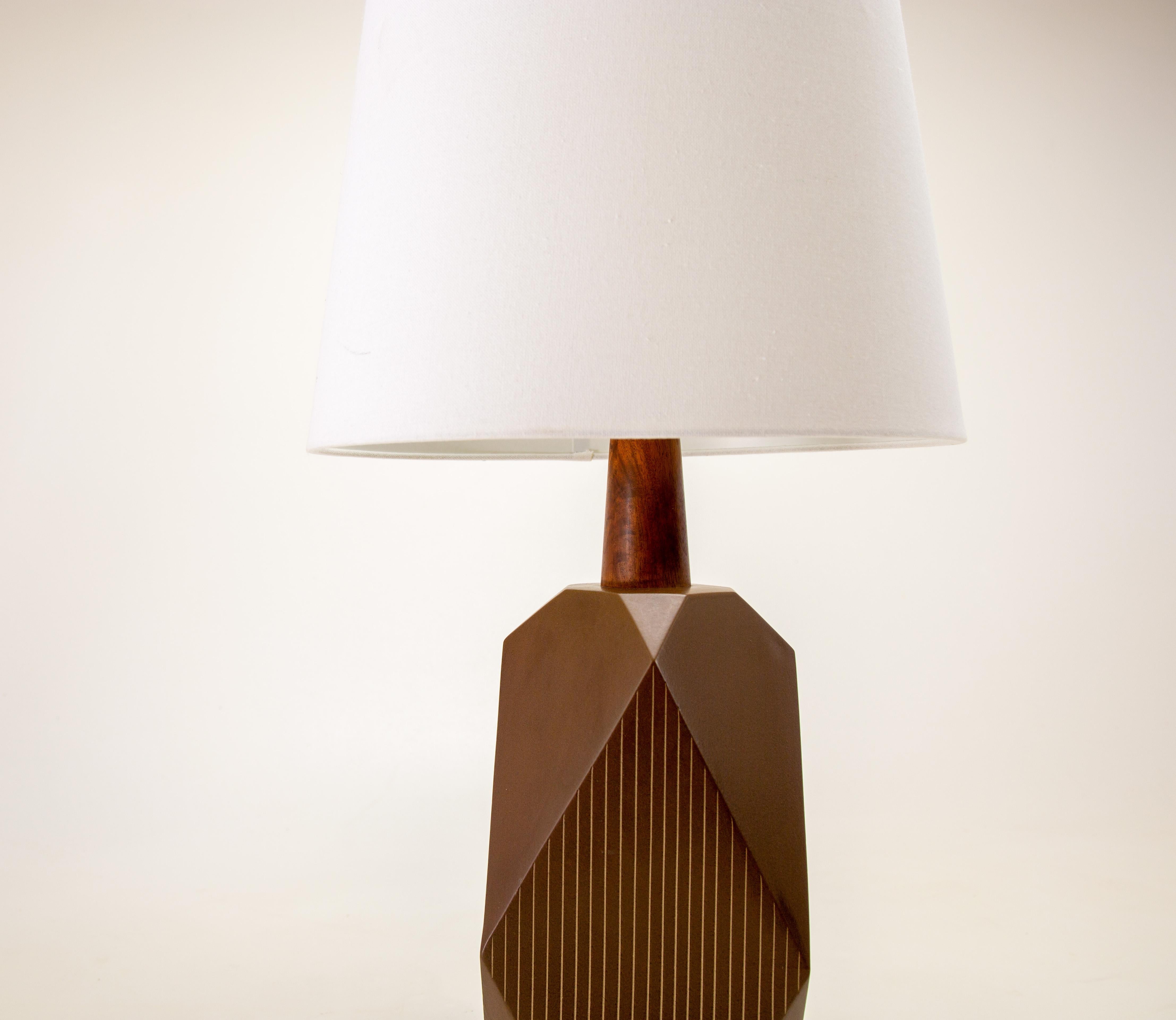 Gordon and Jane Martz M245 Lamp for Marshall Studios large geometric form In Good Condition For Sale In Virginia Beach, VA