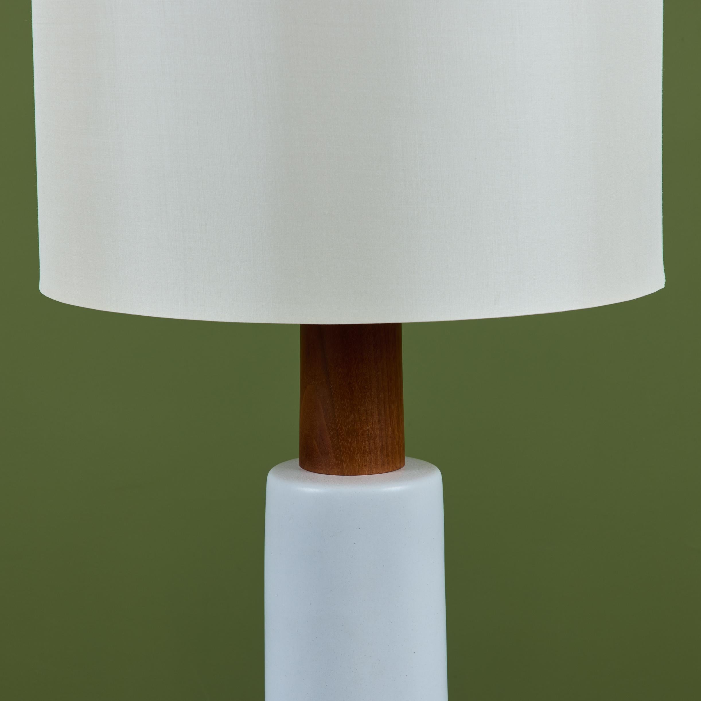 Gordon and Jane Martz Oversized White Ceramic Table Lamp For Sale 5