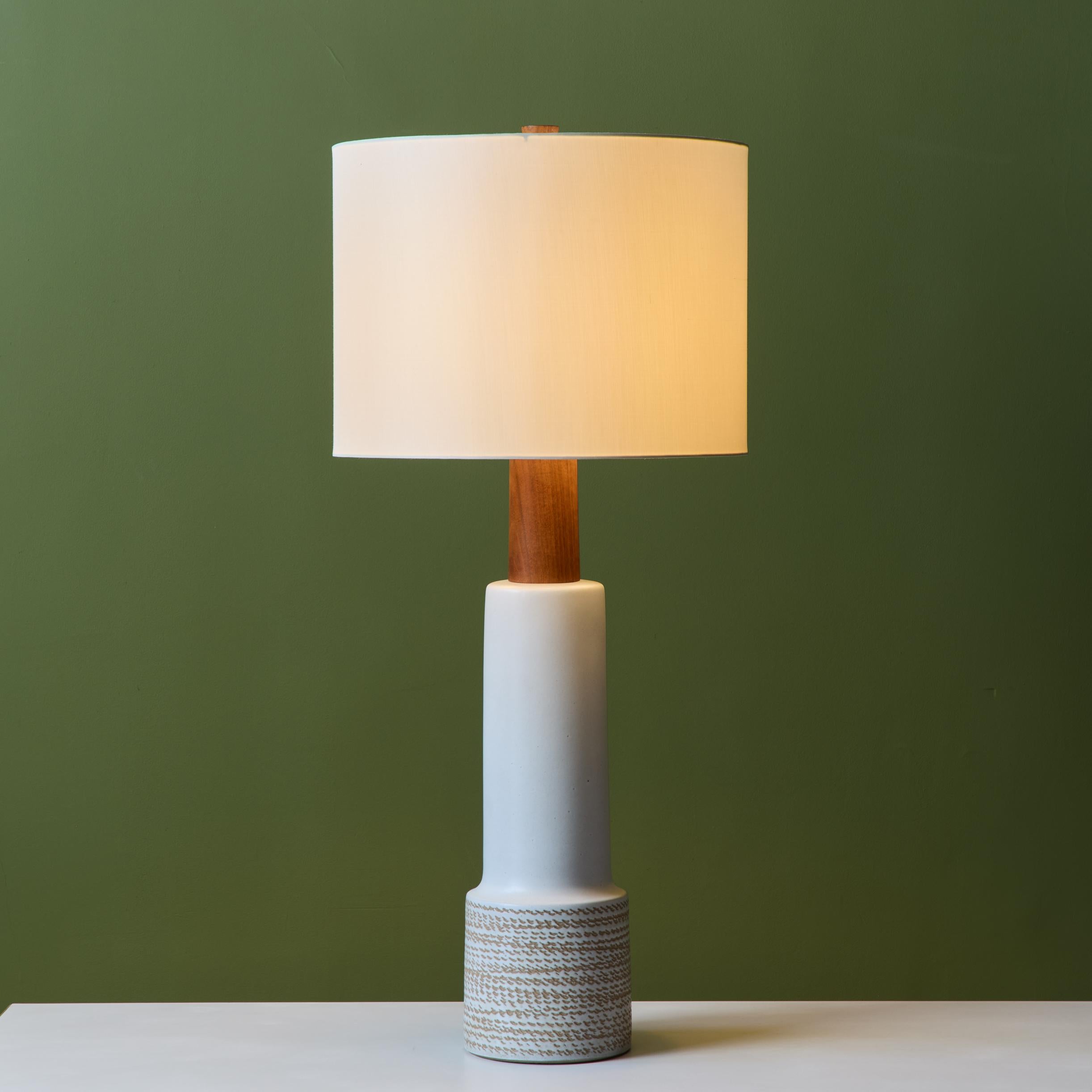 Mid-Century Modern Gordon and Jane Martz Oversized White Ceramic Table Lamp For Sale