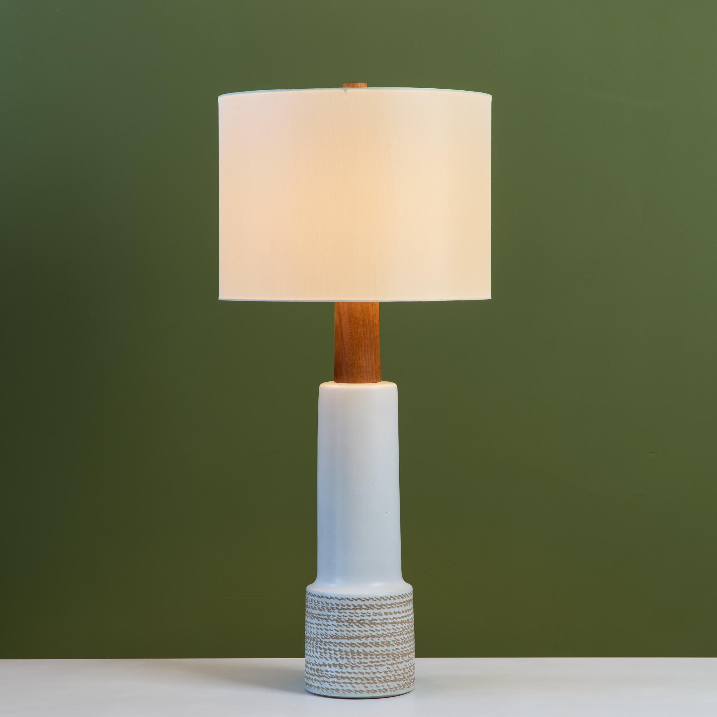 Gordon and Jane Martz Oversized White Ceramic Table Lamp For Sale 2