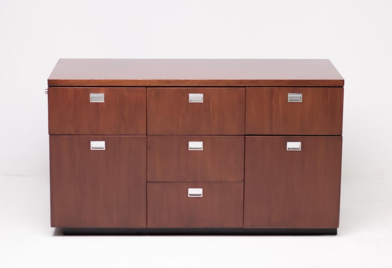 Gordon Bunshaft Architect Chest Of Drawers For Sale At 1stdibs