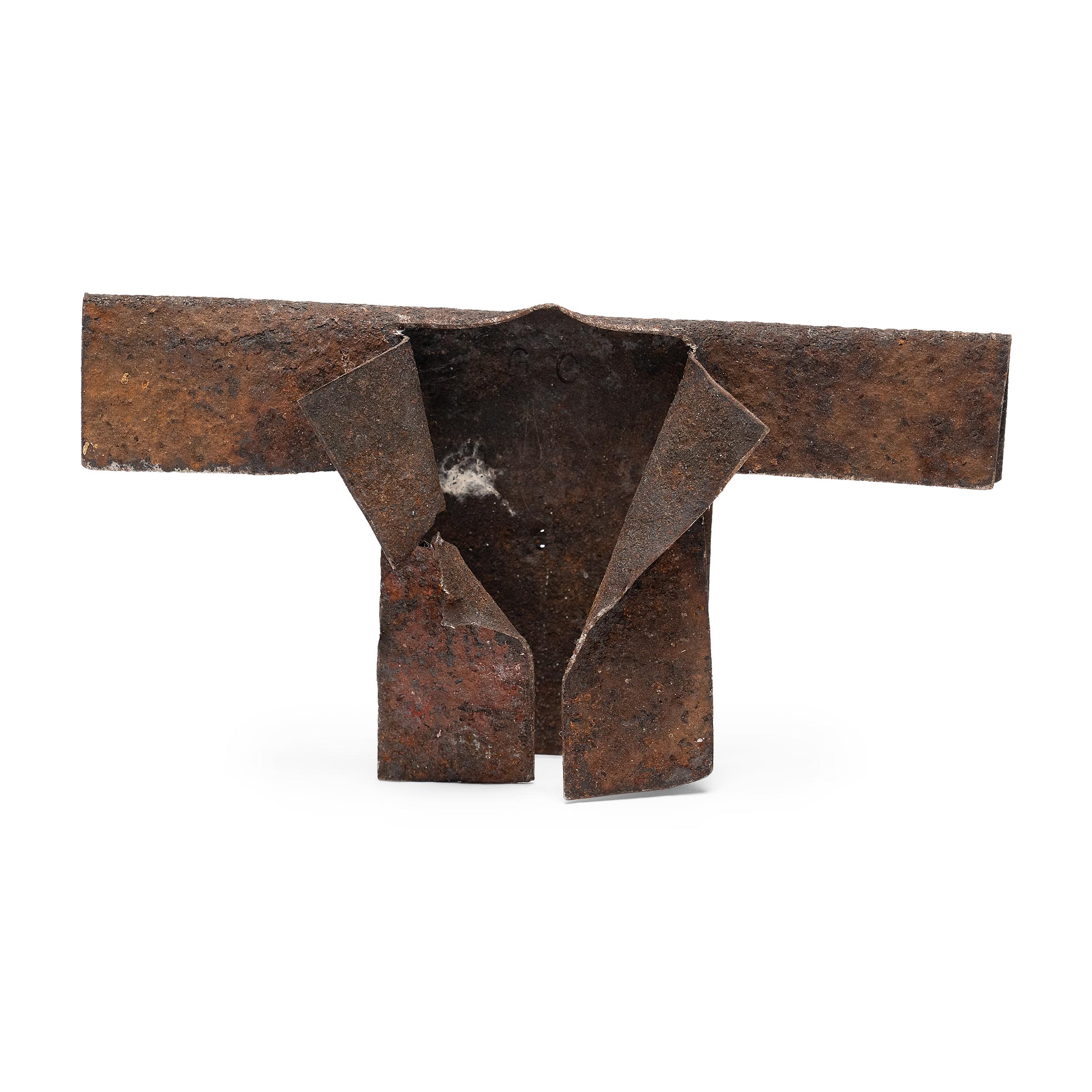 "Tiny Rust Jacket ", sculpture en acier