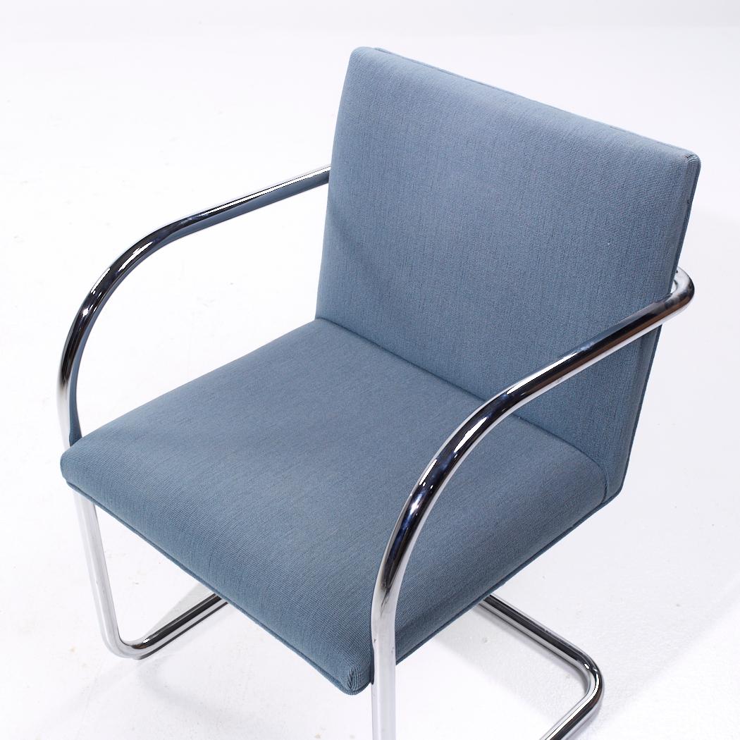 Gordon International Mid Century BRNO Chairs - Lot de 4 en vente 5