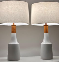 Pair Gordon and Jane Martz Ceramic Pottery Table Lamps, White Glaze and Teak