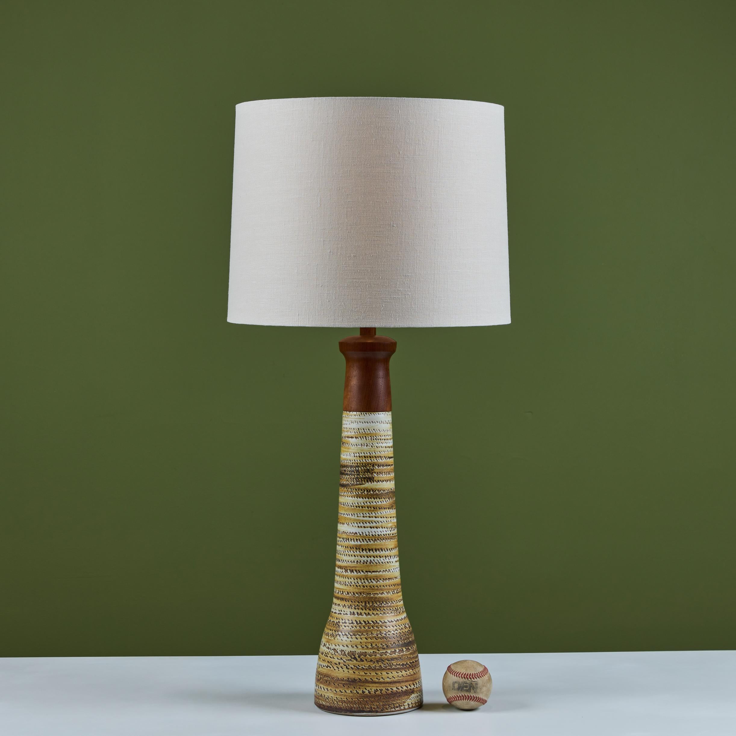 Mid-Century Modern Gordon & Jane Martz Ceramic Table Lamp for Marshall Studios For Sale