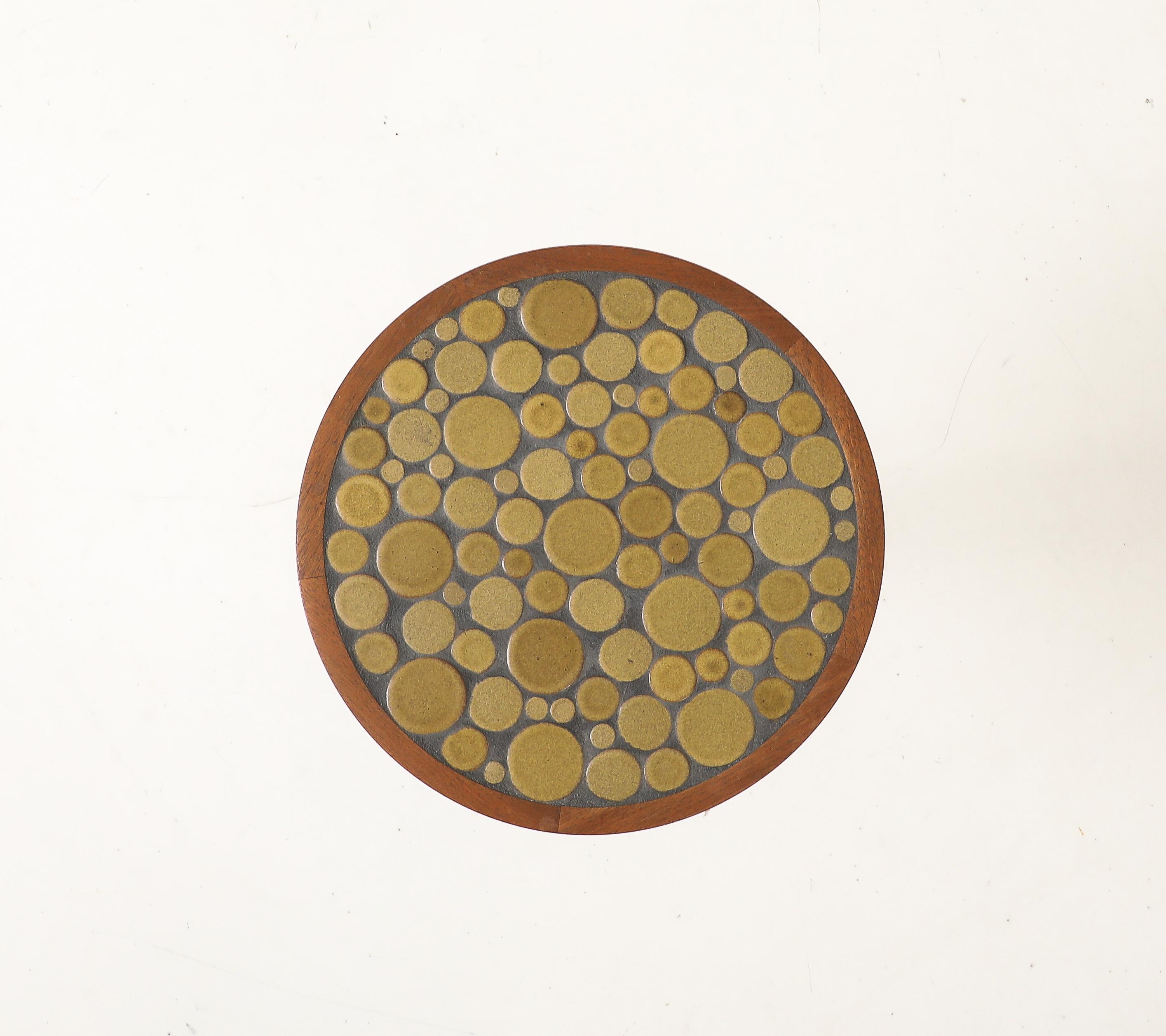 Gordon & Jane Martz Ceramic Tile Side Table Bon état - En vente à San Francisco, CA