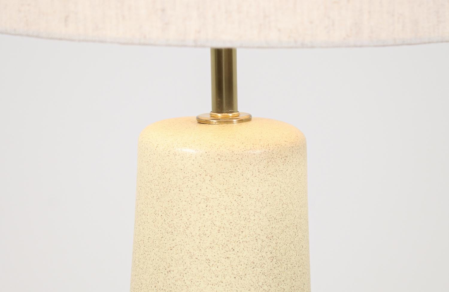 Gordon & Jane Martz Cream Glaze Ceramic Table Lamp for Marshall Studios In Excellent Condition In Los Angeles, CA