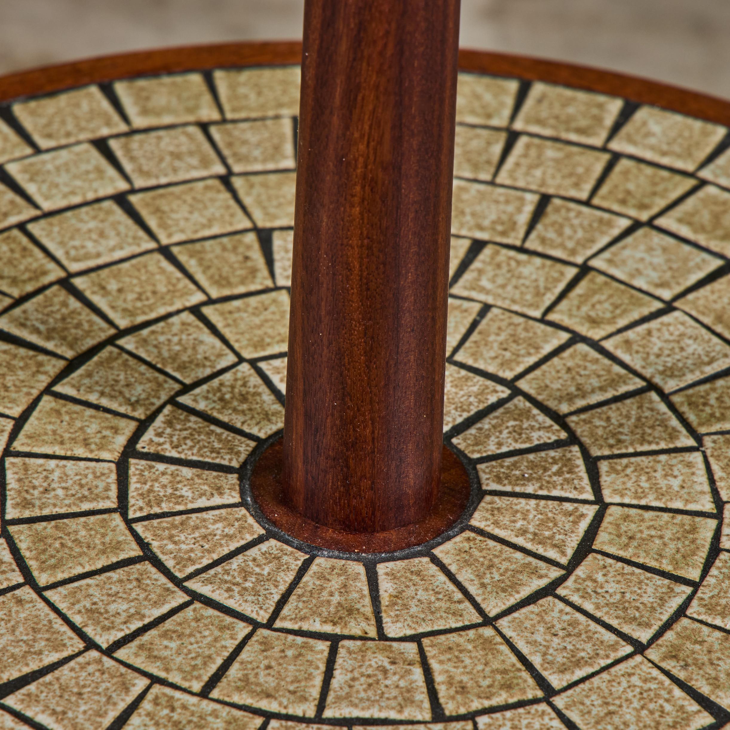 Gordon & Jane Martz Floor Lamp with Tan Speckle Glazed Square Mosaic Side Table For Sale 3