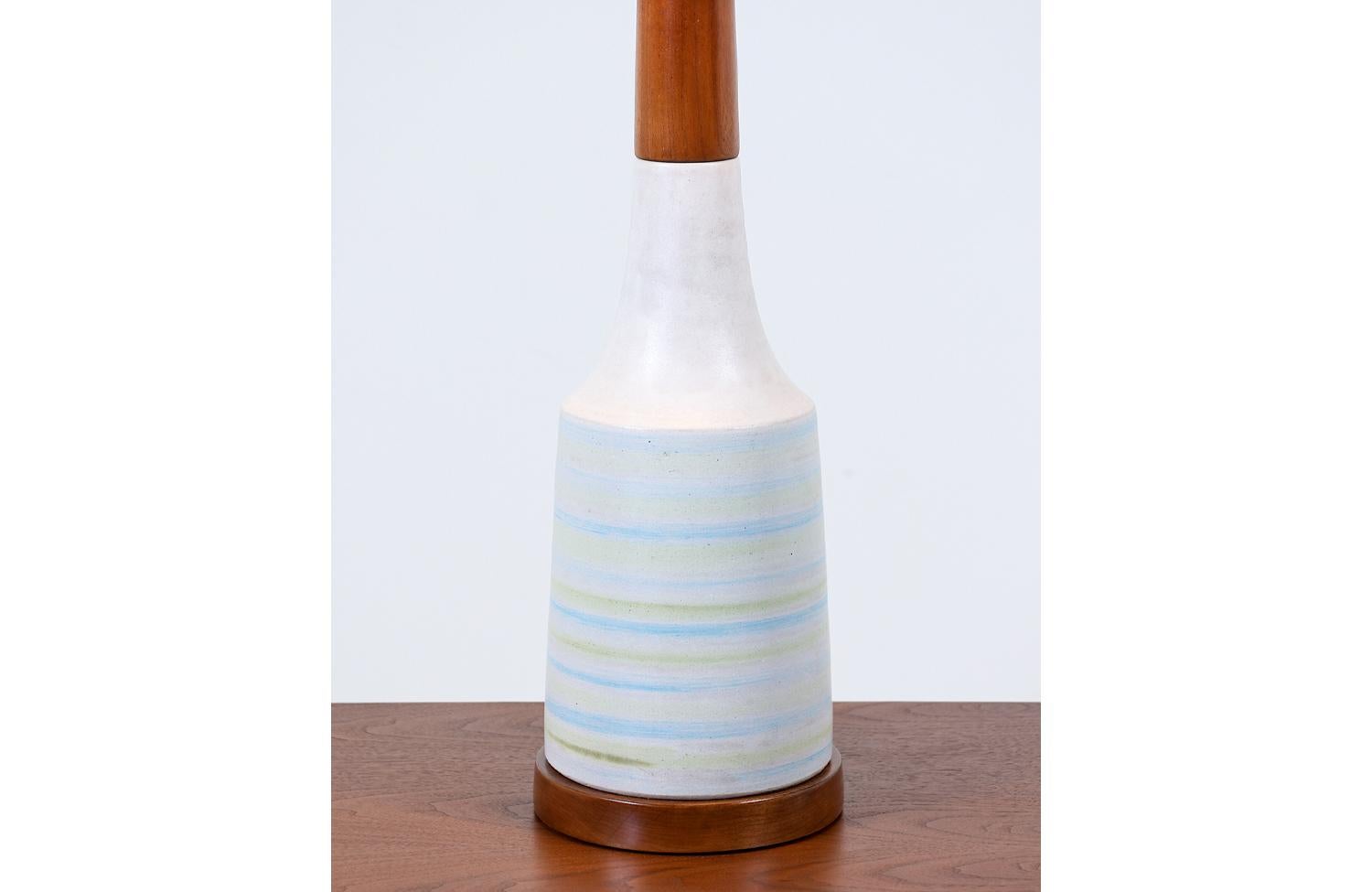 Milieu du XXe siècle Lampe de table en céramique émaillée Gordon & Jane Martz pour Marshall Studios en vente