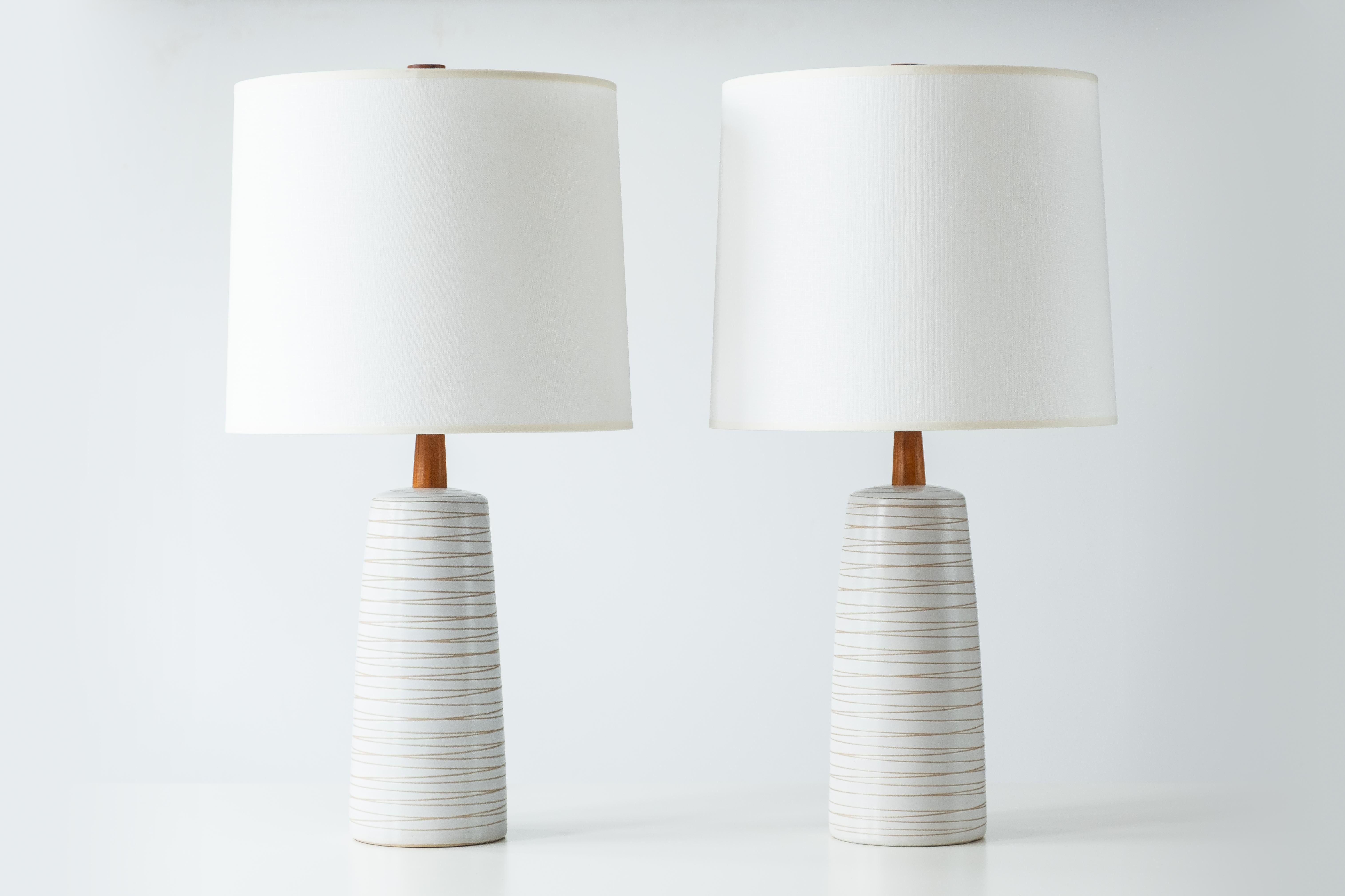 American Gordon & Jane Martz / Marshall Studios Ceramic Pottery Table Lamps, White Glaze