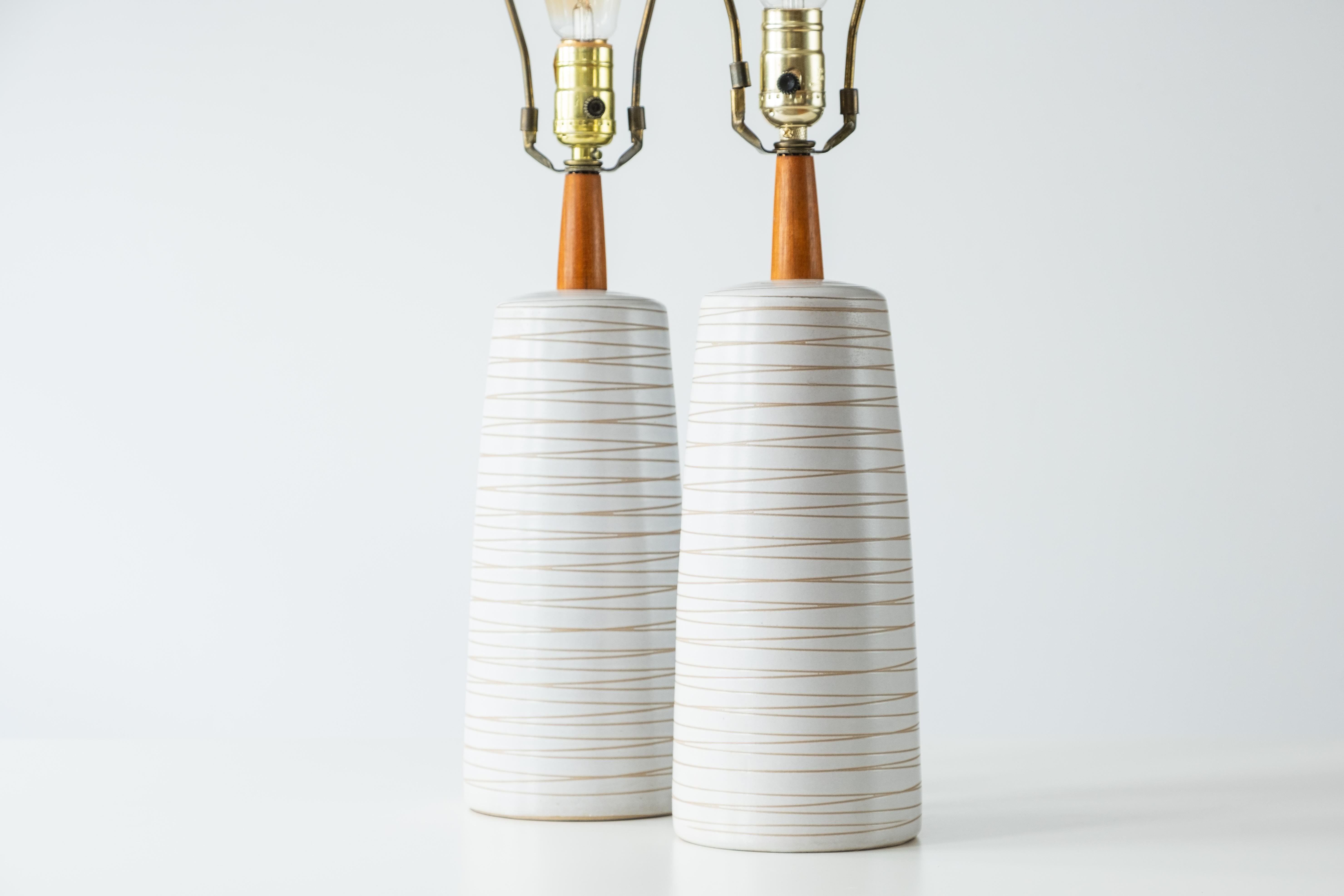 Gordon & Jane Martz / Marshall Studios Ceramic Pottery Table Lamps, White Glaze 1