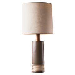 Gordon & Jane Martz / Marshall Studios Ceramic Table Lamp Green w Incised Stripe