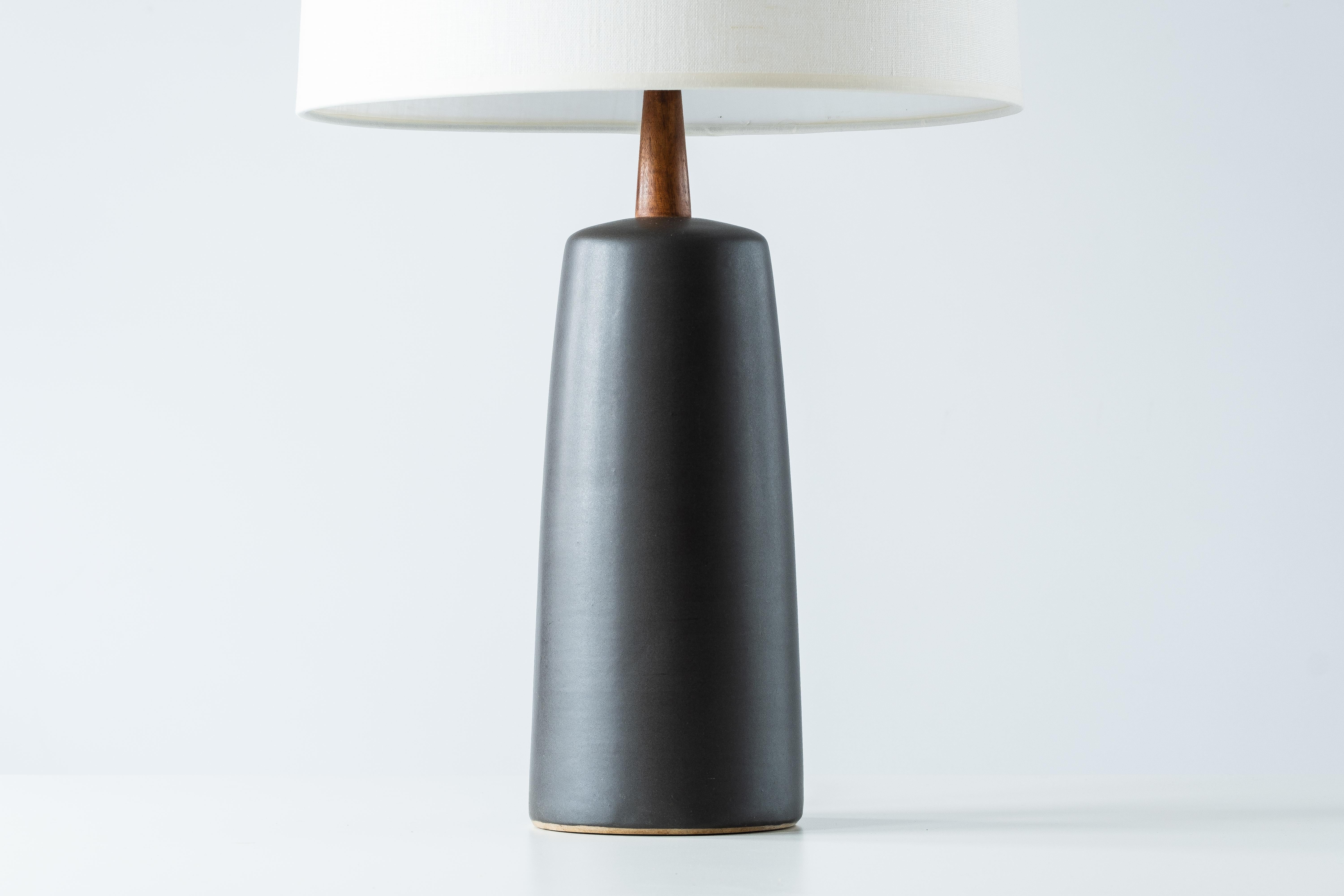 Gordon & Jane Martz / Marshall Studios Ceramic Table Lamp, Matte Black Glaze 1